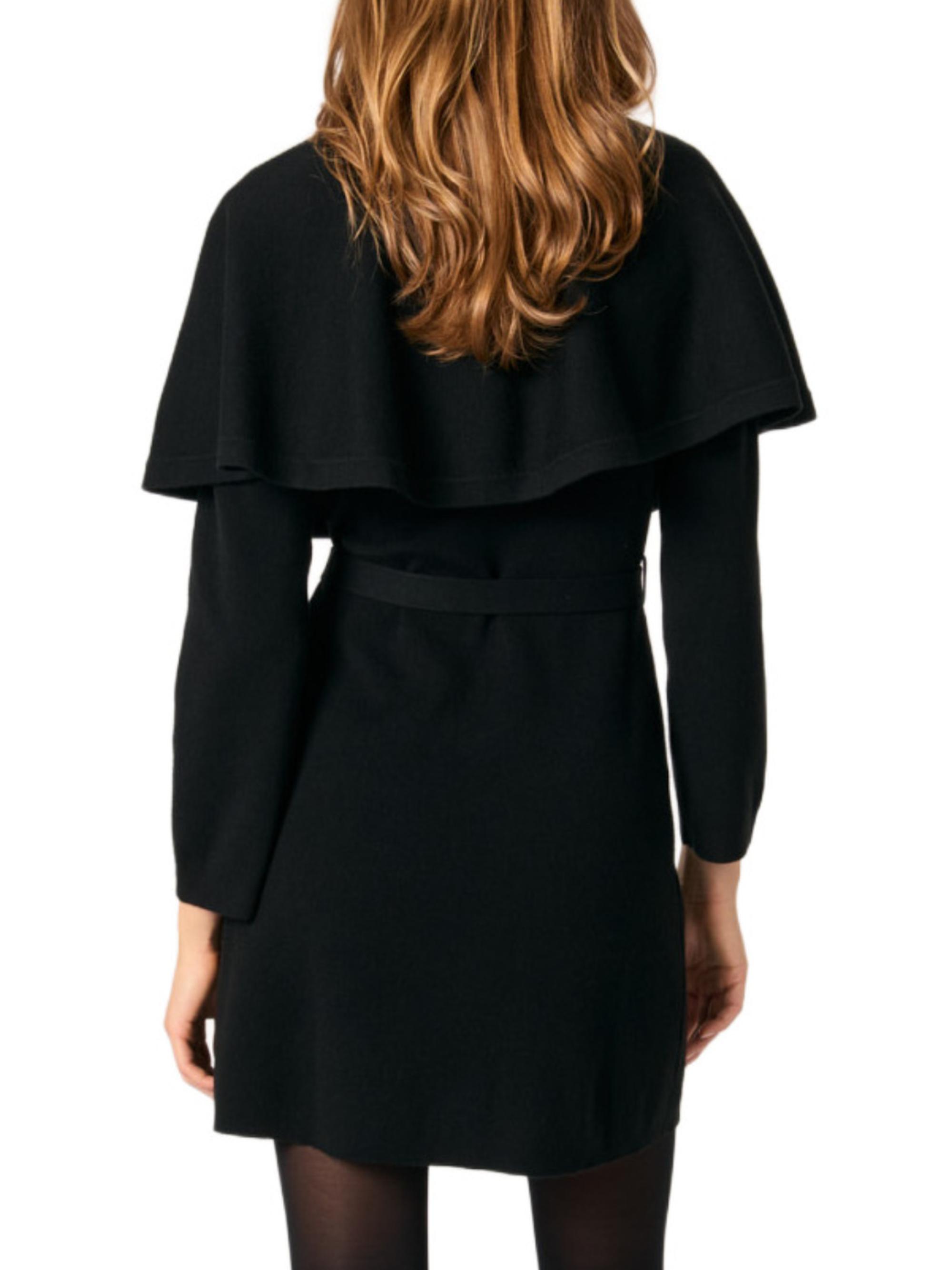 0400000690516_BLACK_A2?wid=830