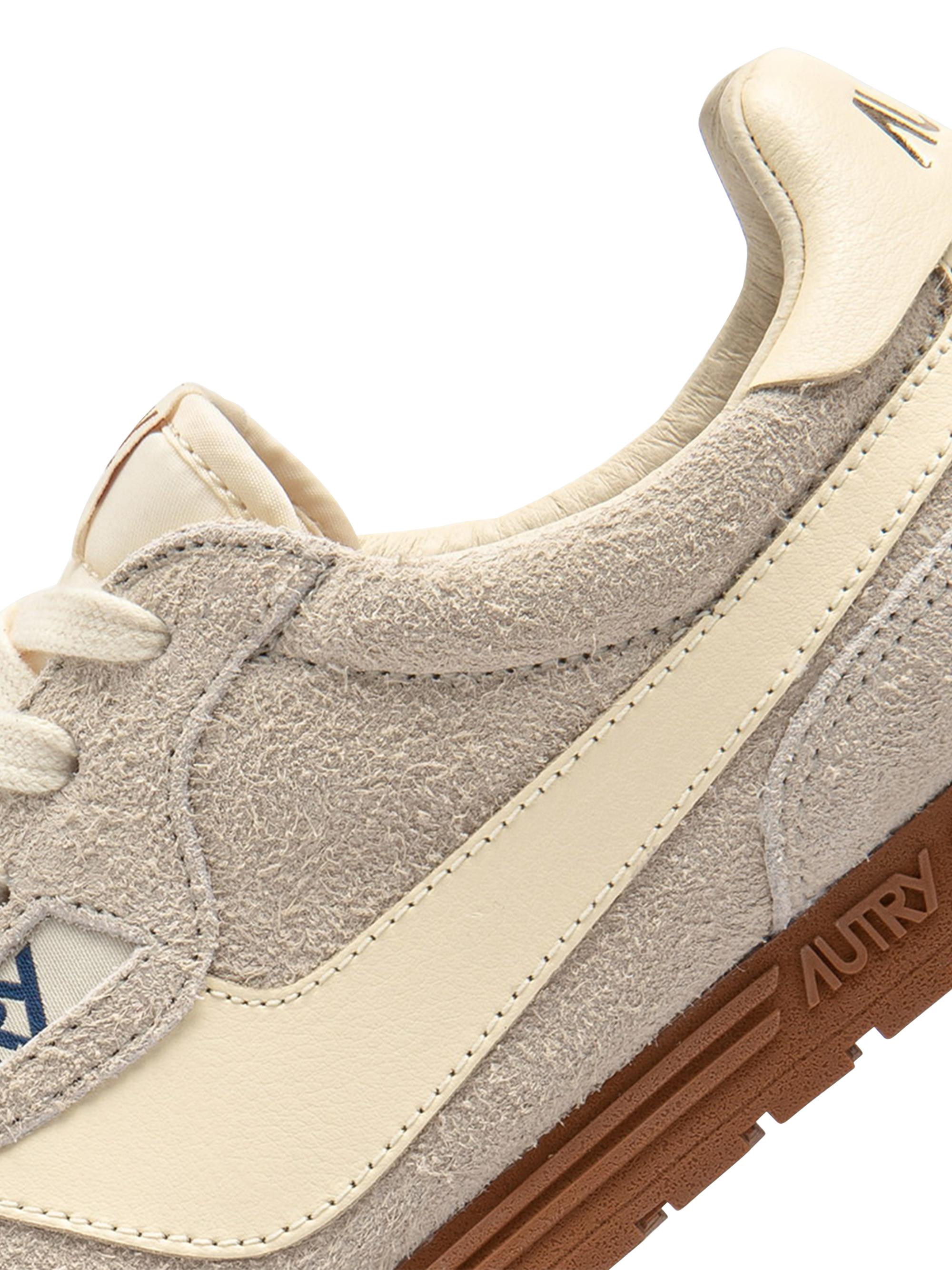 Windspin Retro Leather Sneakers