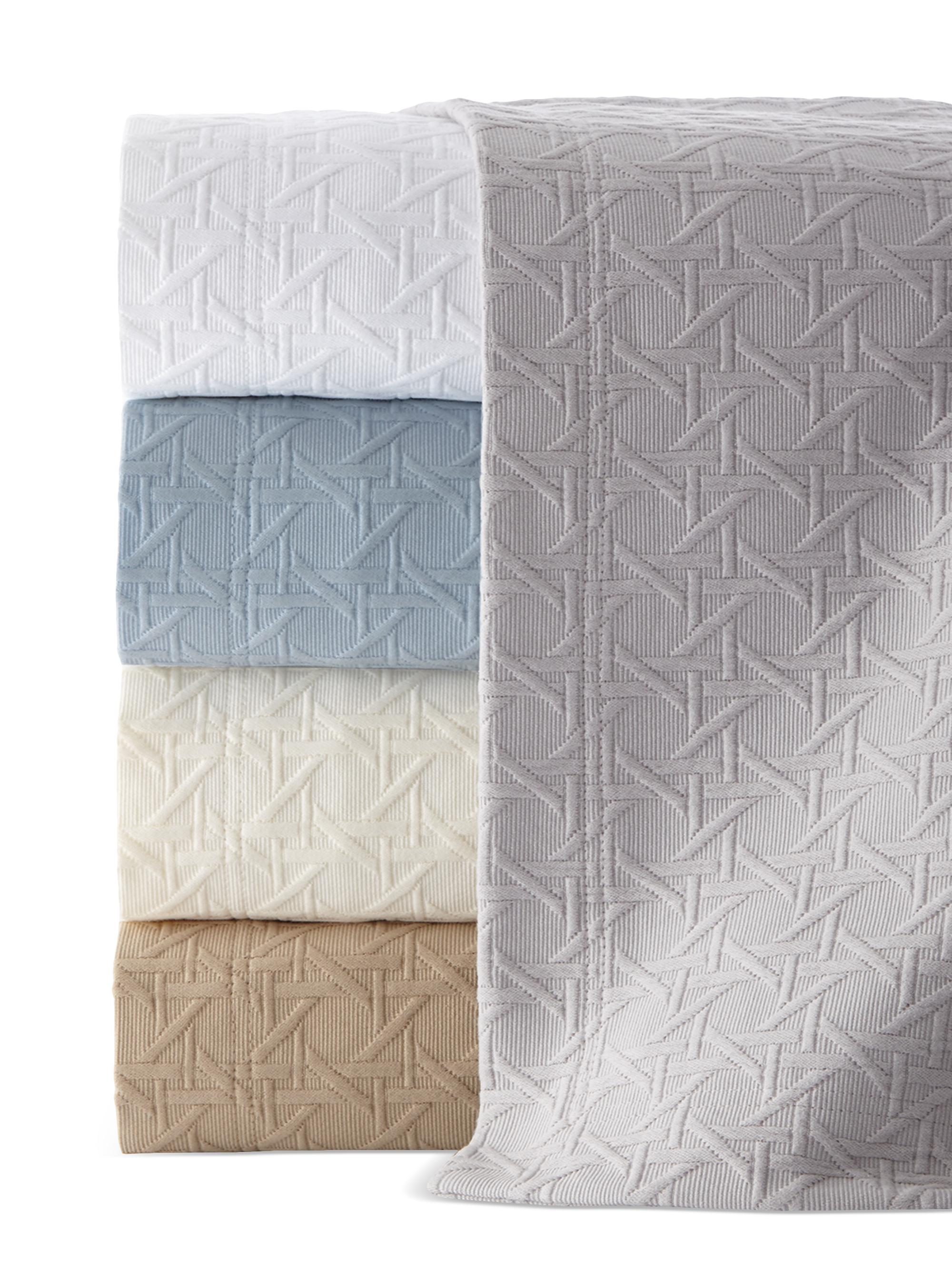 Sferra Marcus Matelassé Coverlet -  King
