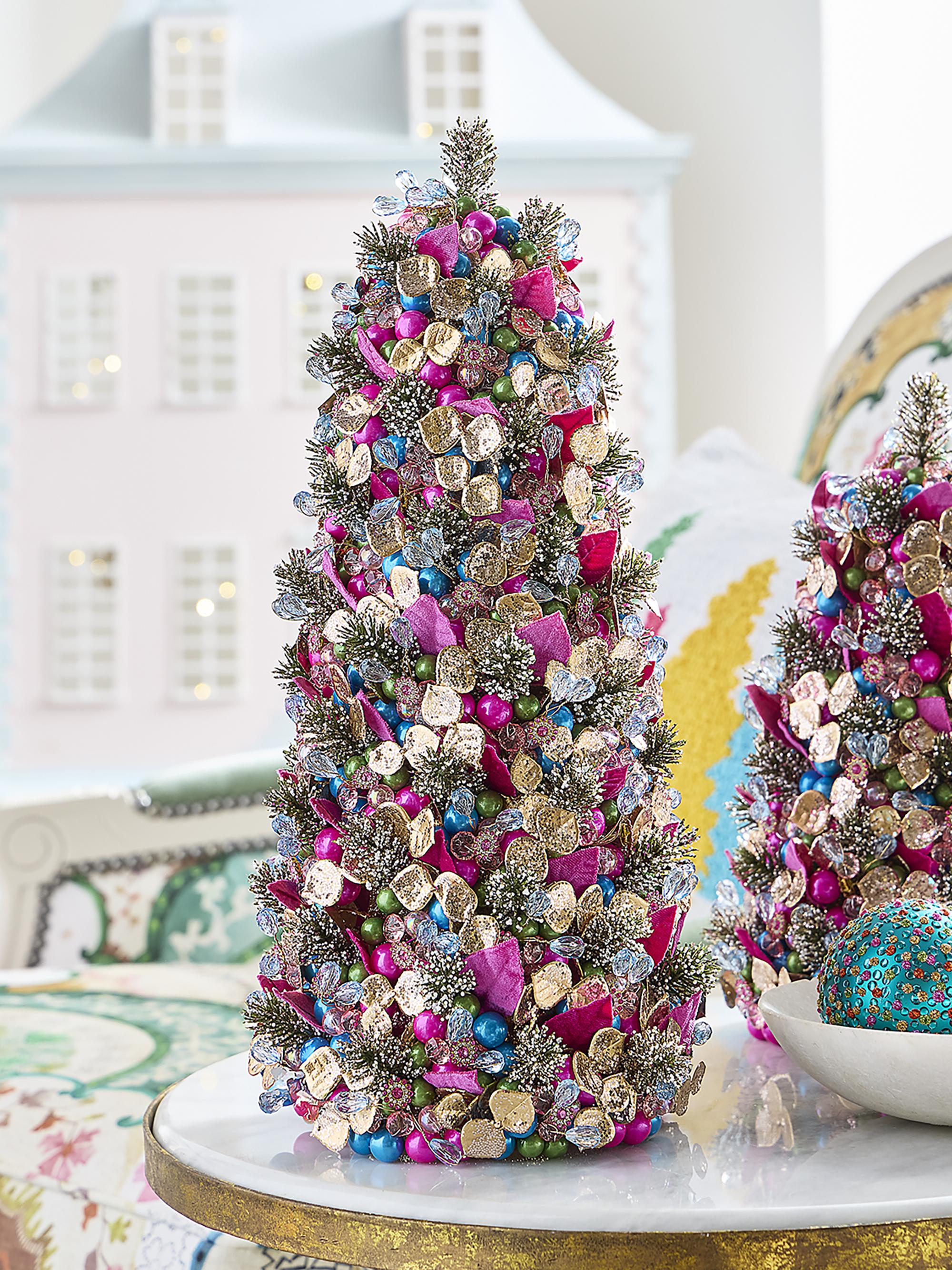 Salzburg Creations 18''Vivid Charm Christmas Tree