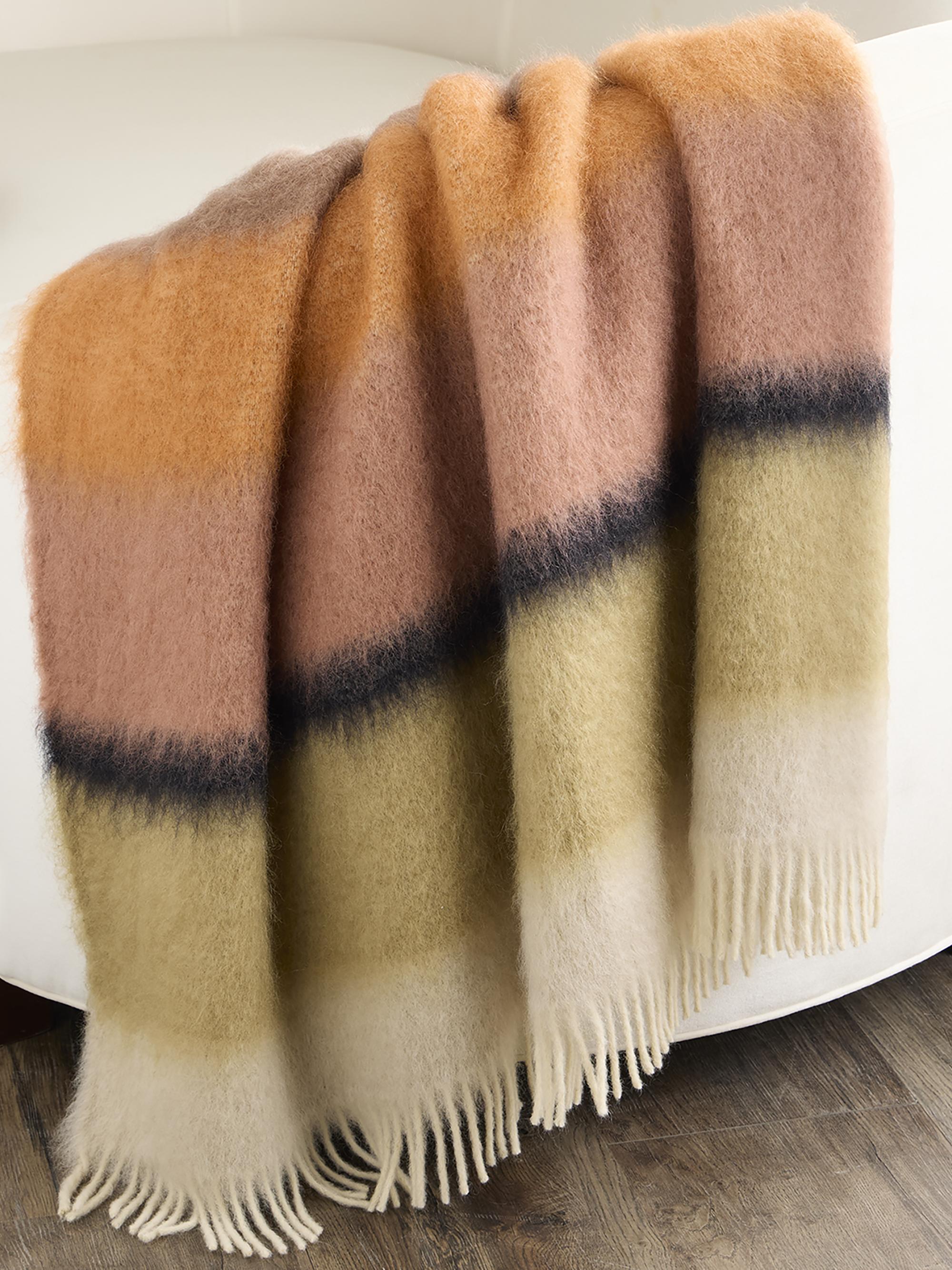 Mantas Ezcaray Serenity Mohair-Merino Wool Throw Blanket - Cream