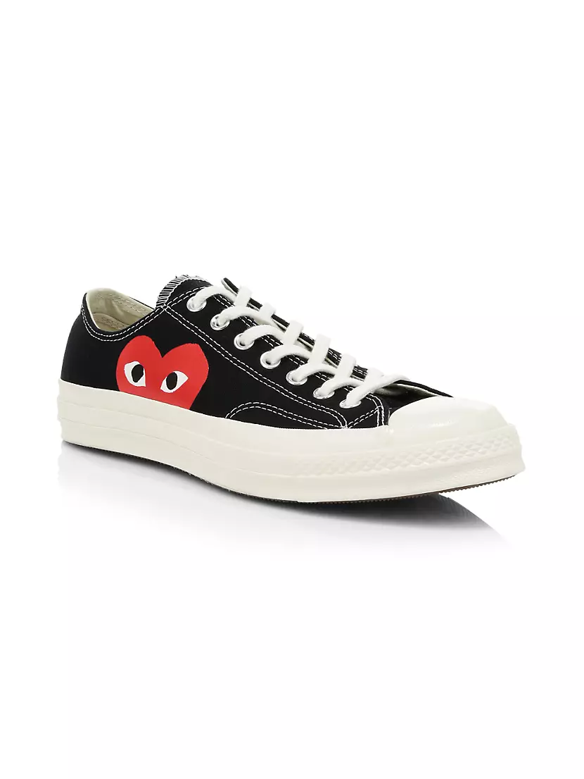 Shop Comme des Garçons PLAY CdG PLAY x Converse Unisex Chuck Taylor All  Star One Heart Low-Top Sneakers | Saks Fifth Avenue