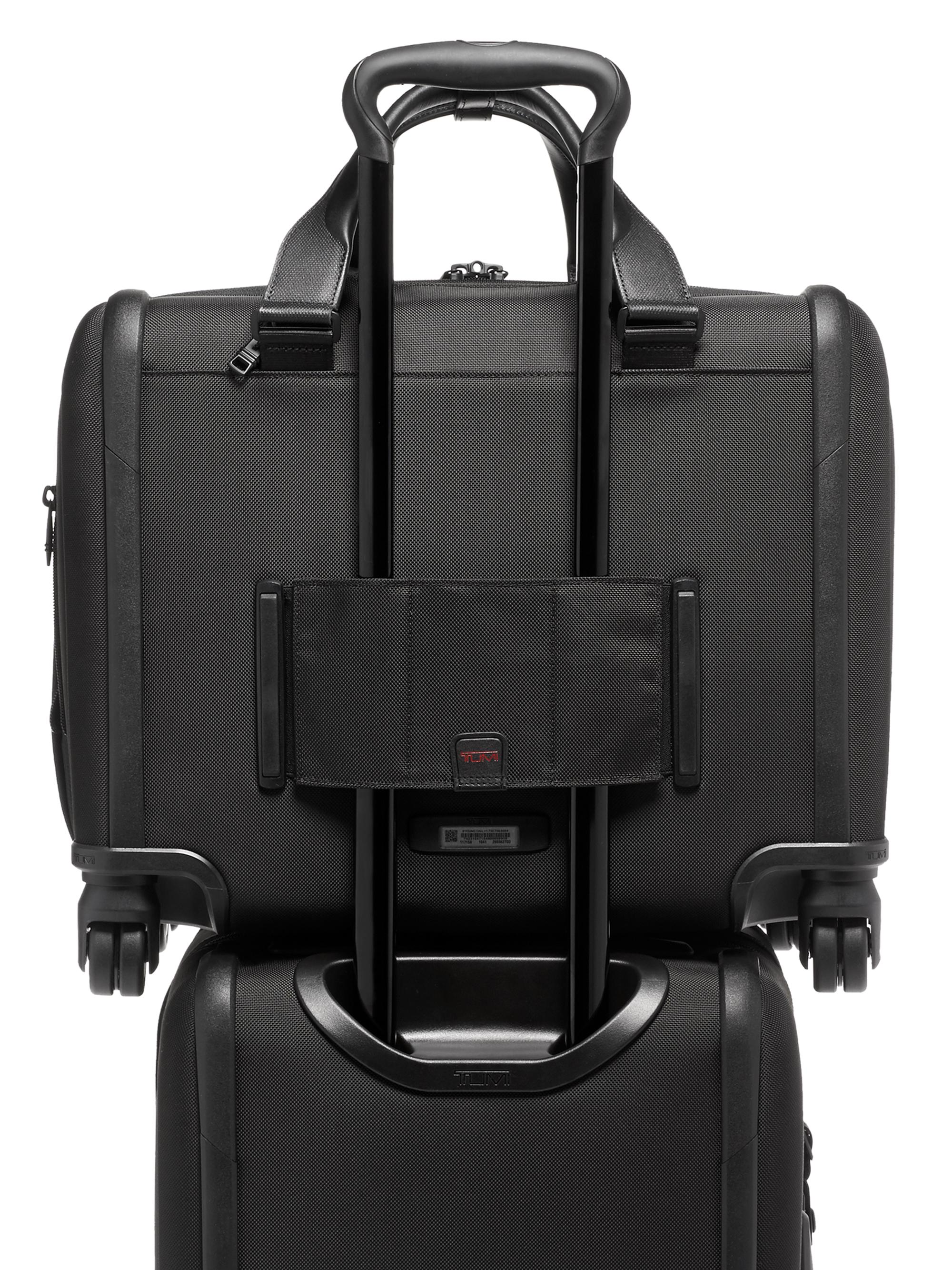 TUMI - Alpha 4-Wheeled Briefcase 美品 Amazon.com: TUMI - Alpha Compact 4 Wheeled Brief - Rolling Carry