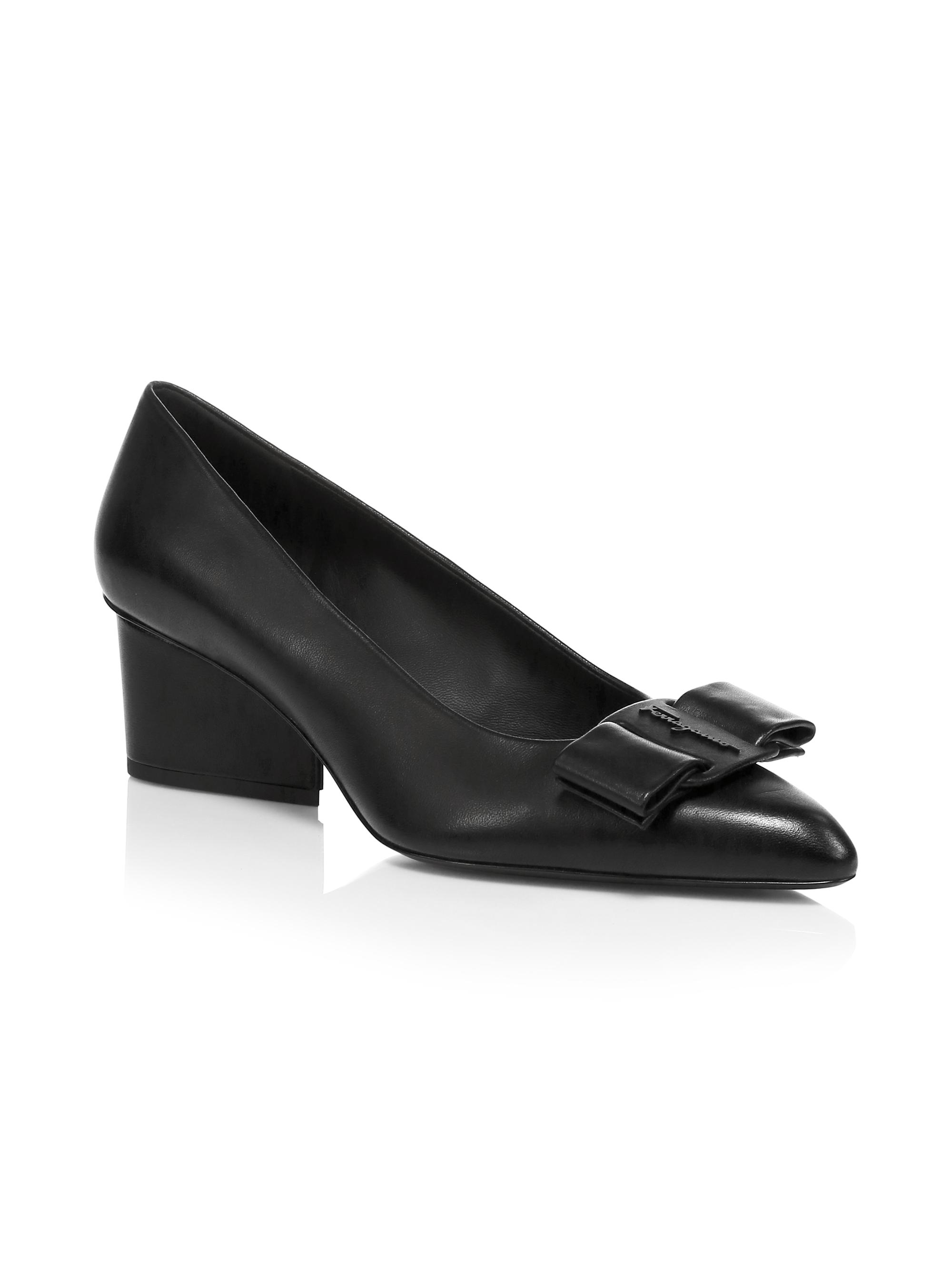 Salvatore Ferragamo VIVA パンプス FERRAGAMO Viva Bow Leather Pumps | Saks Fifth Avenue