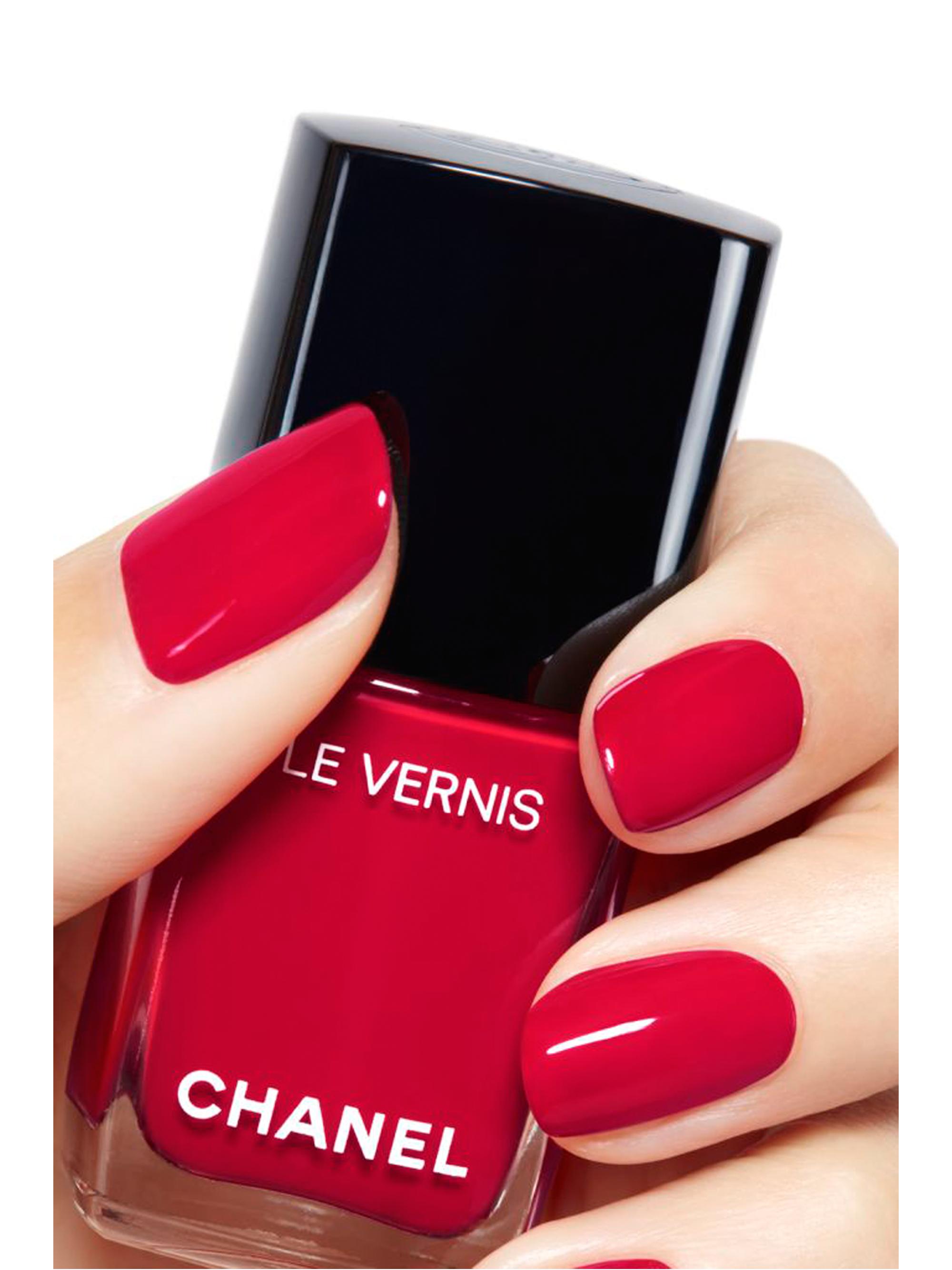 CHANEL Longwear Nail Color | Saks Fifth Avenue