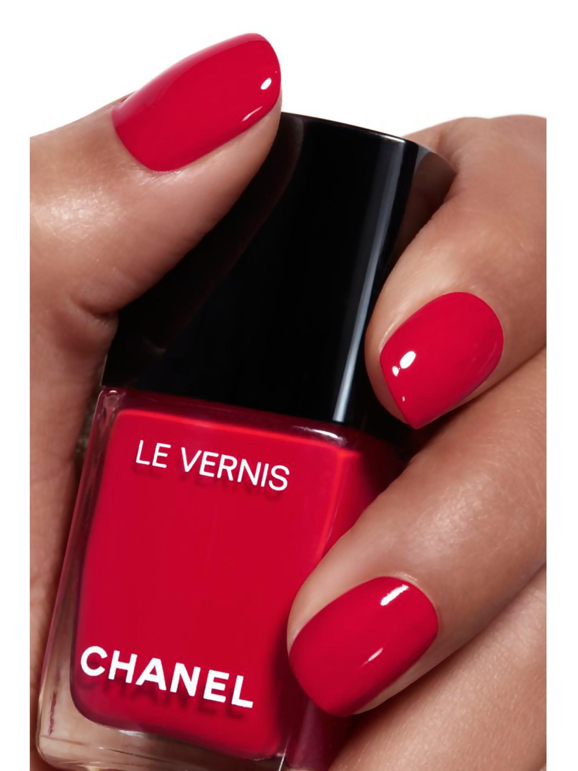 CHANEL Longwear Nail Color | Saks Fifth Avenue