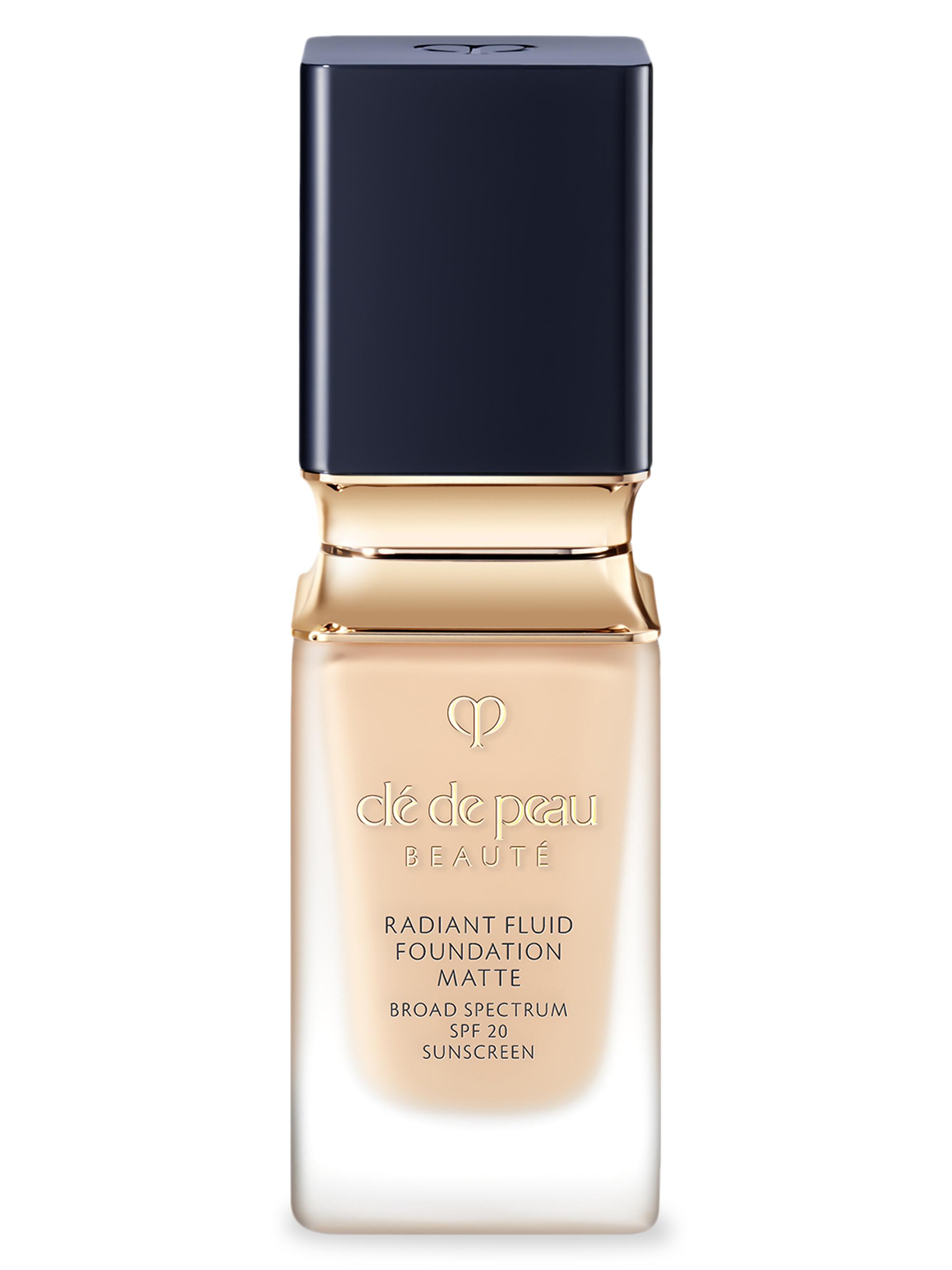 Clé de Peau Beauté Radiant Cream Foundation SPF 25 | Saks Fifth Avenue