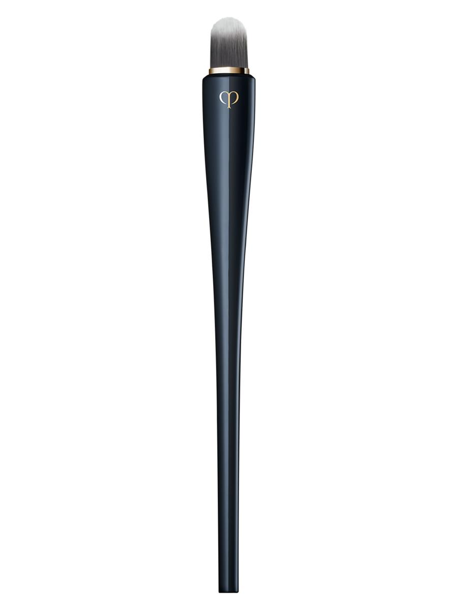Clé de Peau Beauté Concealer Brush | Saks Fifth Avenue
