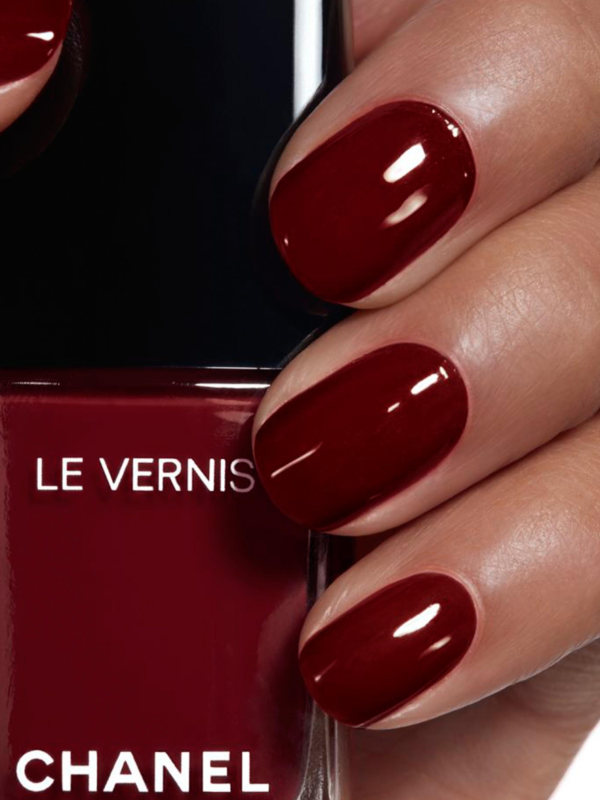 CHANEL Longwear Nail Color | Saks Fifth Avenue