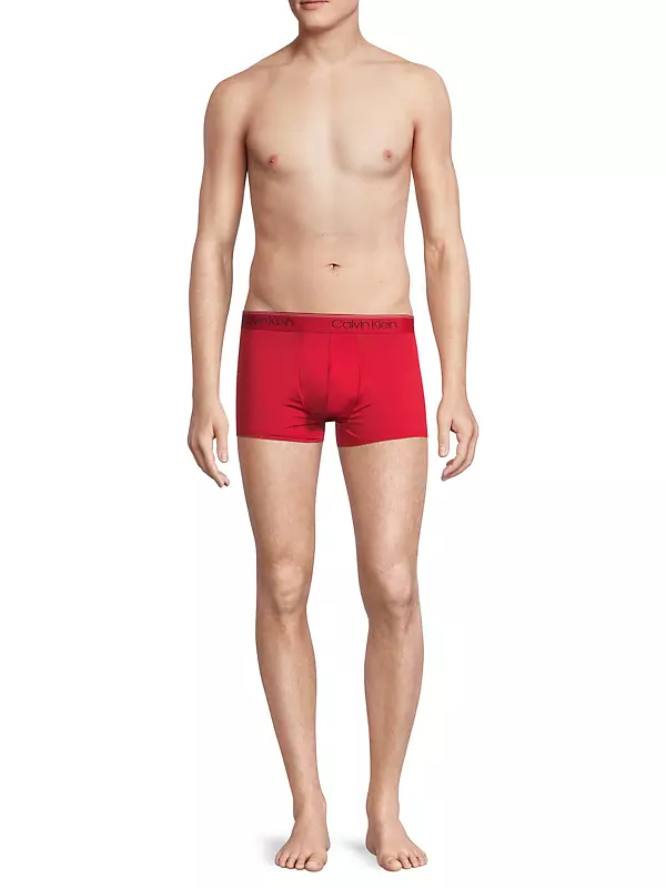 Buy Calvin Klein Underwear Men Blue Mid Rise Colour Block Trunks - NNNOW.com