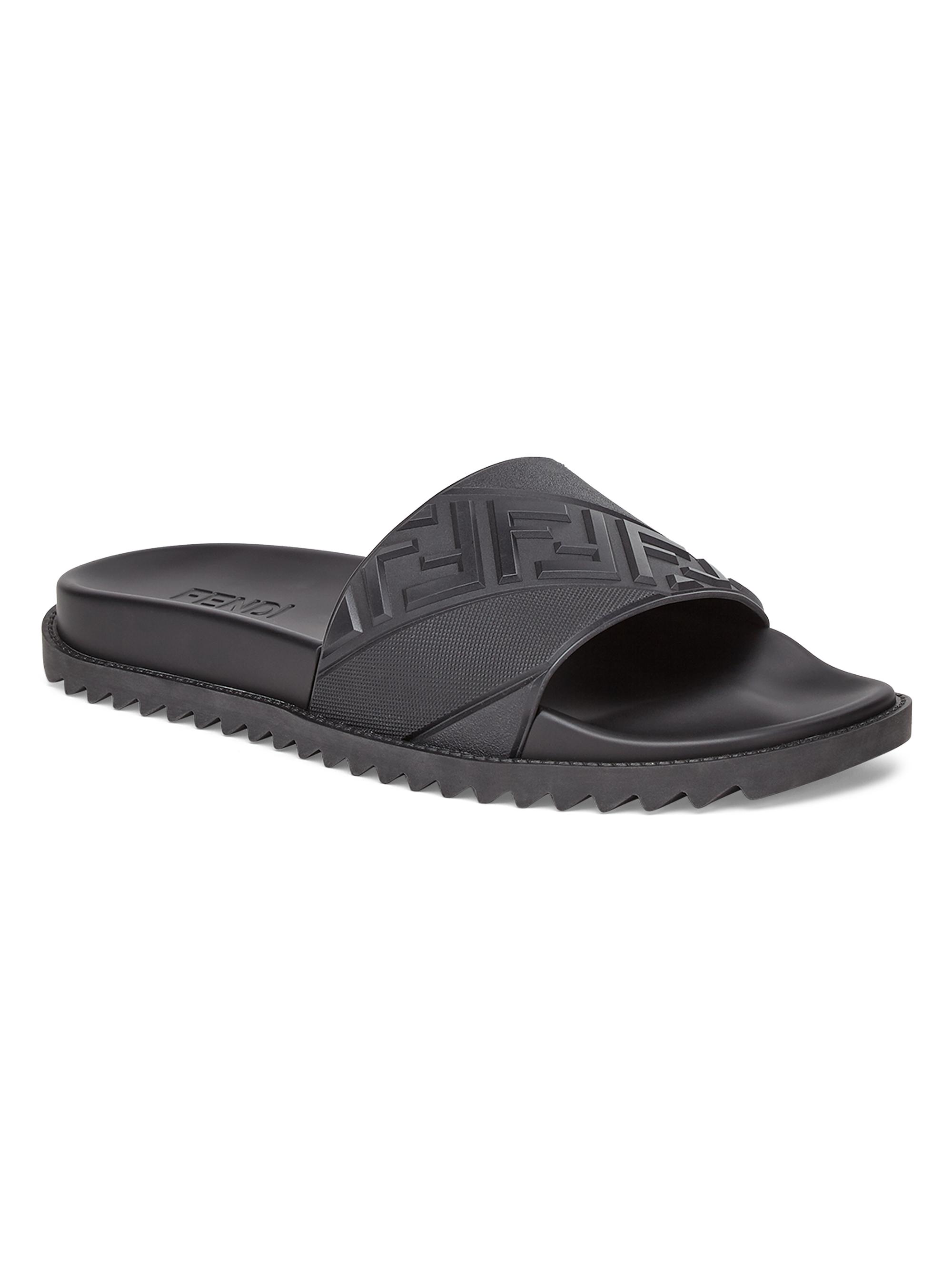 FENDI FFロゴ ミュール 37 FENDI FF logo-embossed Slide Sandals | Black | FARFETCH