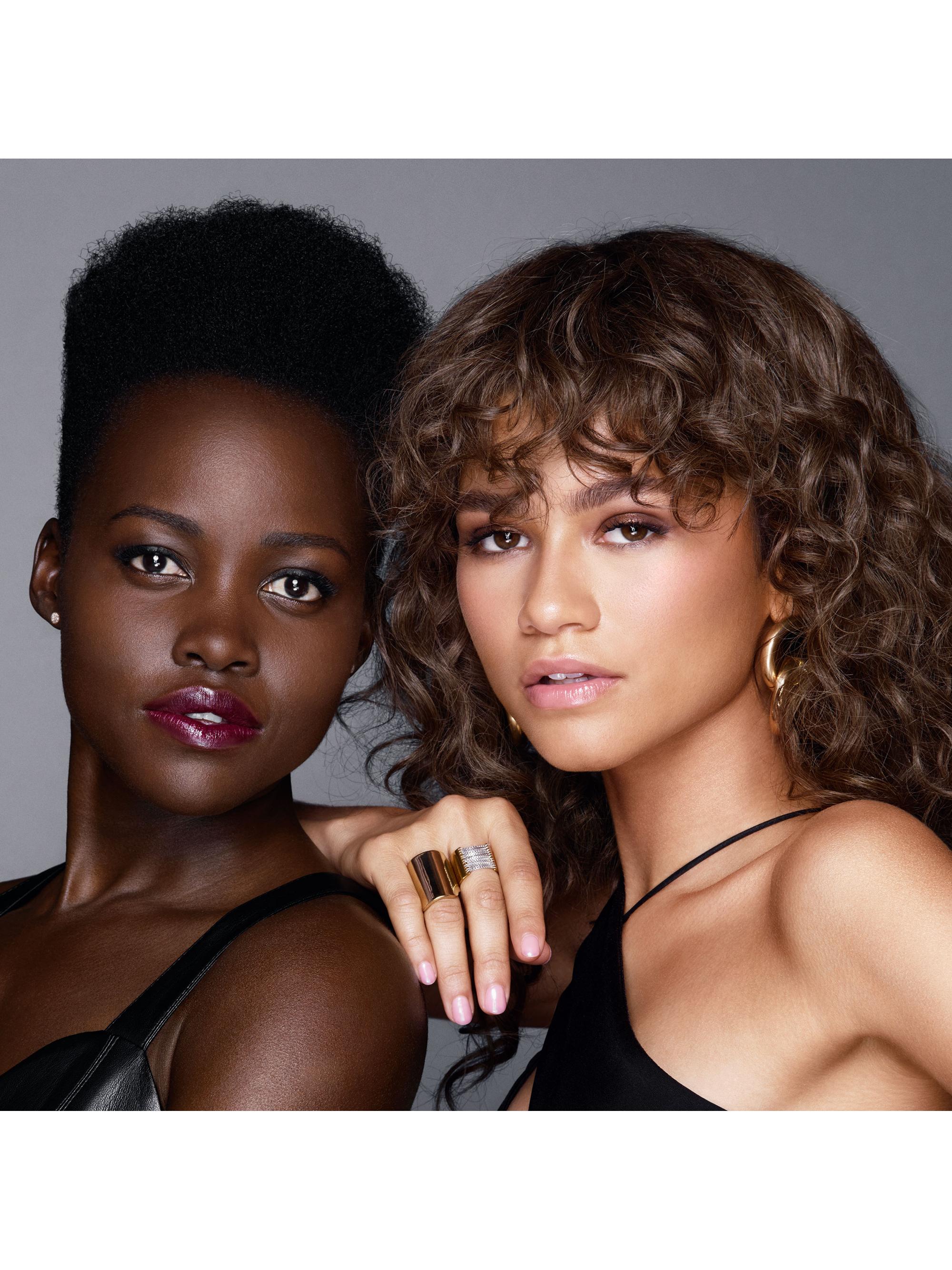 Lancôme Teint Idole Ultra Wear Foundation Stick | Saks Fifth Avenue