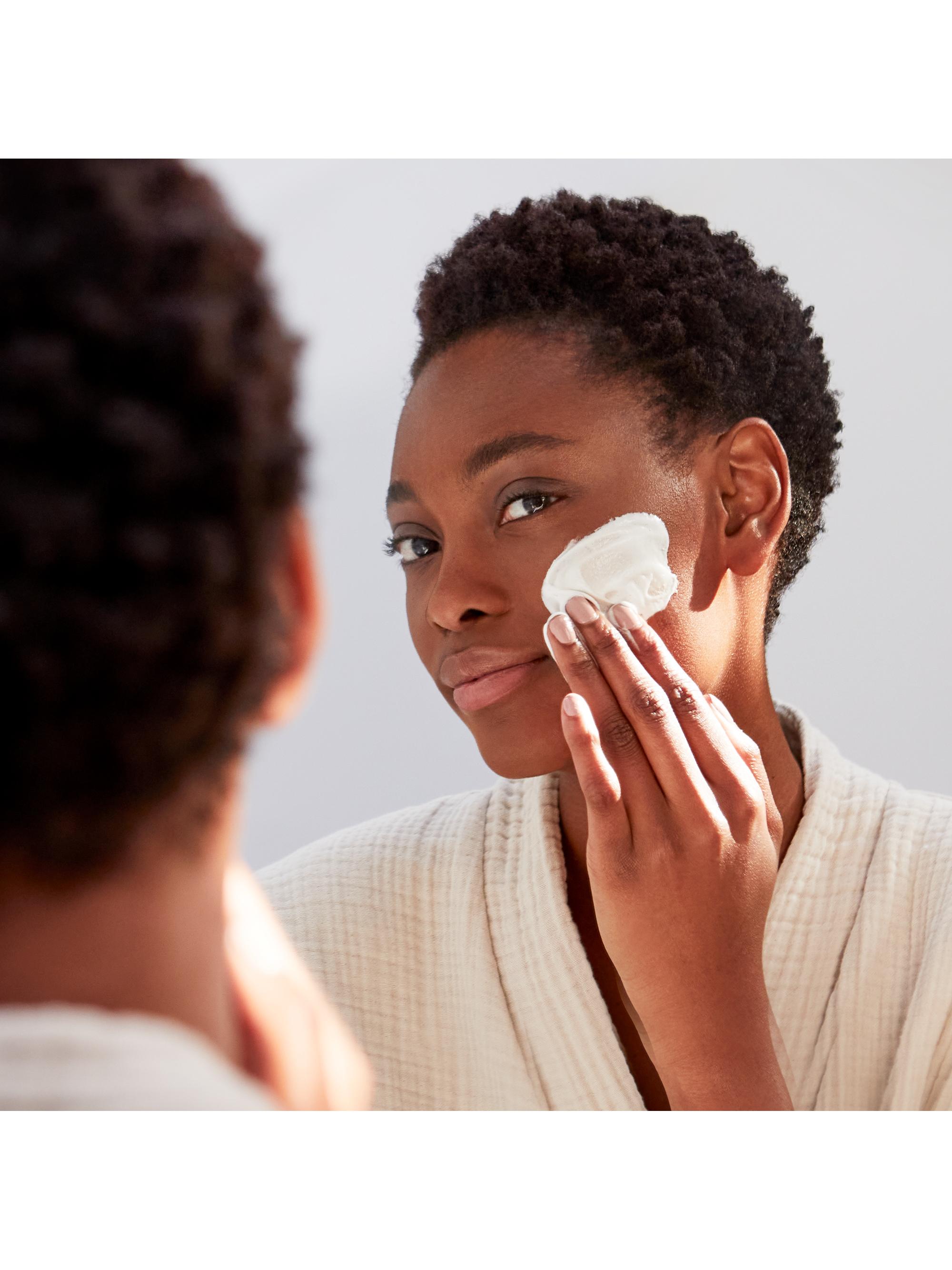 Clé de Peau Beauté Softening Cleansing Foam | Saks Fifth Avenue