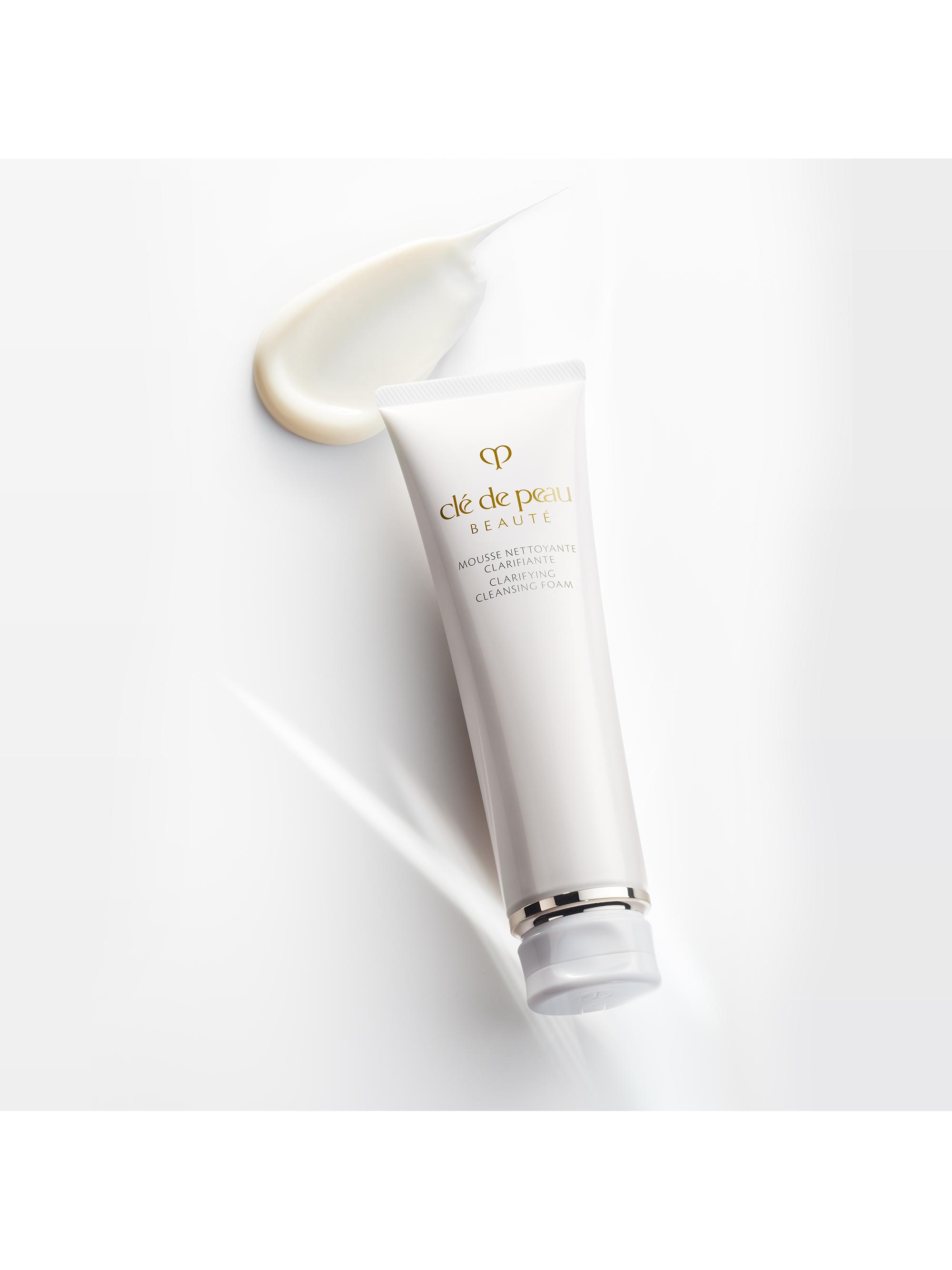 Clé de Peau Beauté Clarifying Cleansing Foam | Saks Fifth Avenue