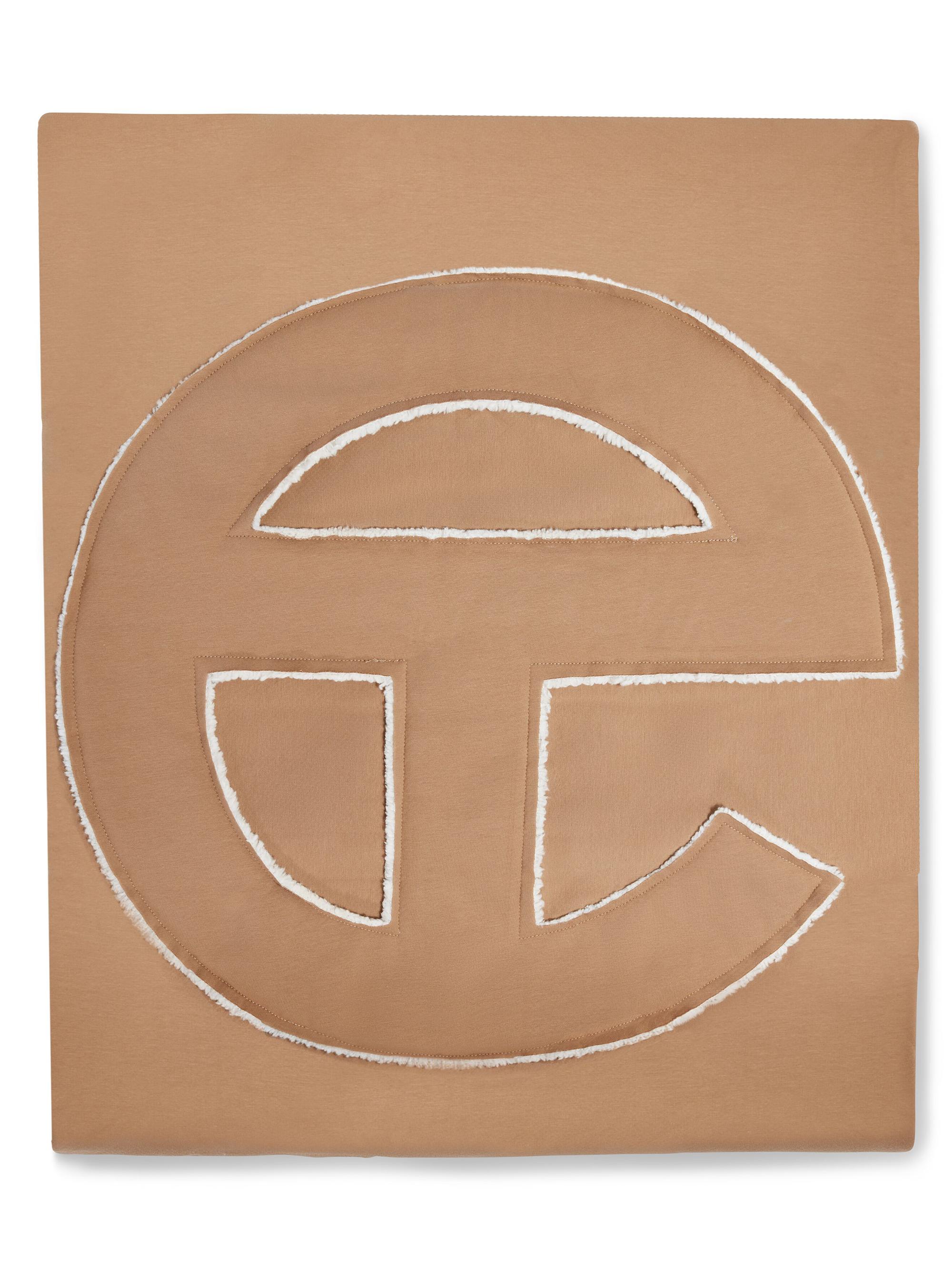 UGG x TELFAR Throw Blanket - Chestnut ＊＄ UGG x Telfar Ugg x Telfar Logo Blanket | Saks Fifth Avenue