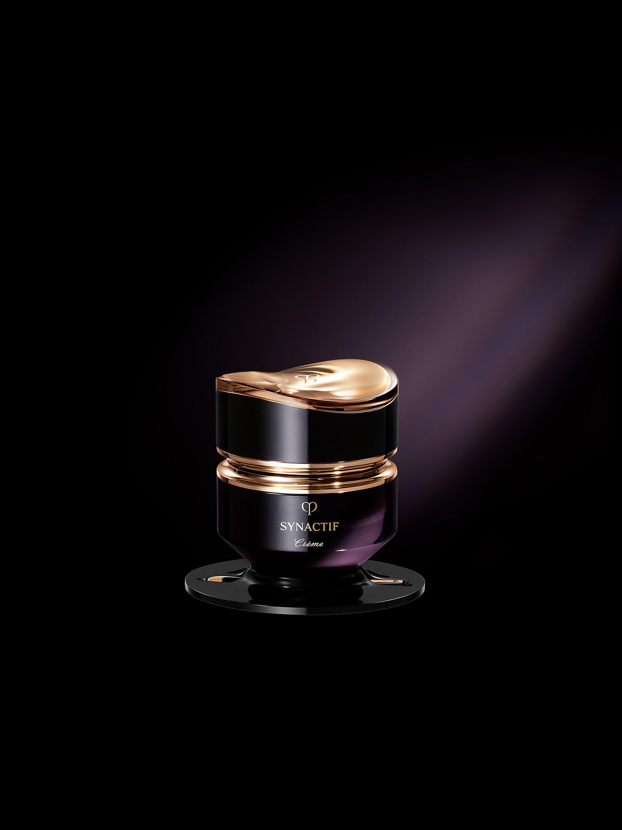 Clé de Peau Beauté Synactif Cream | Saks Fifth Avenue