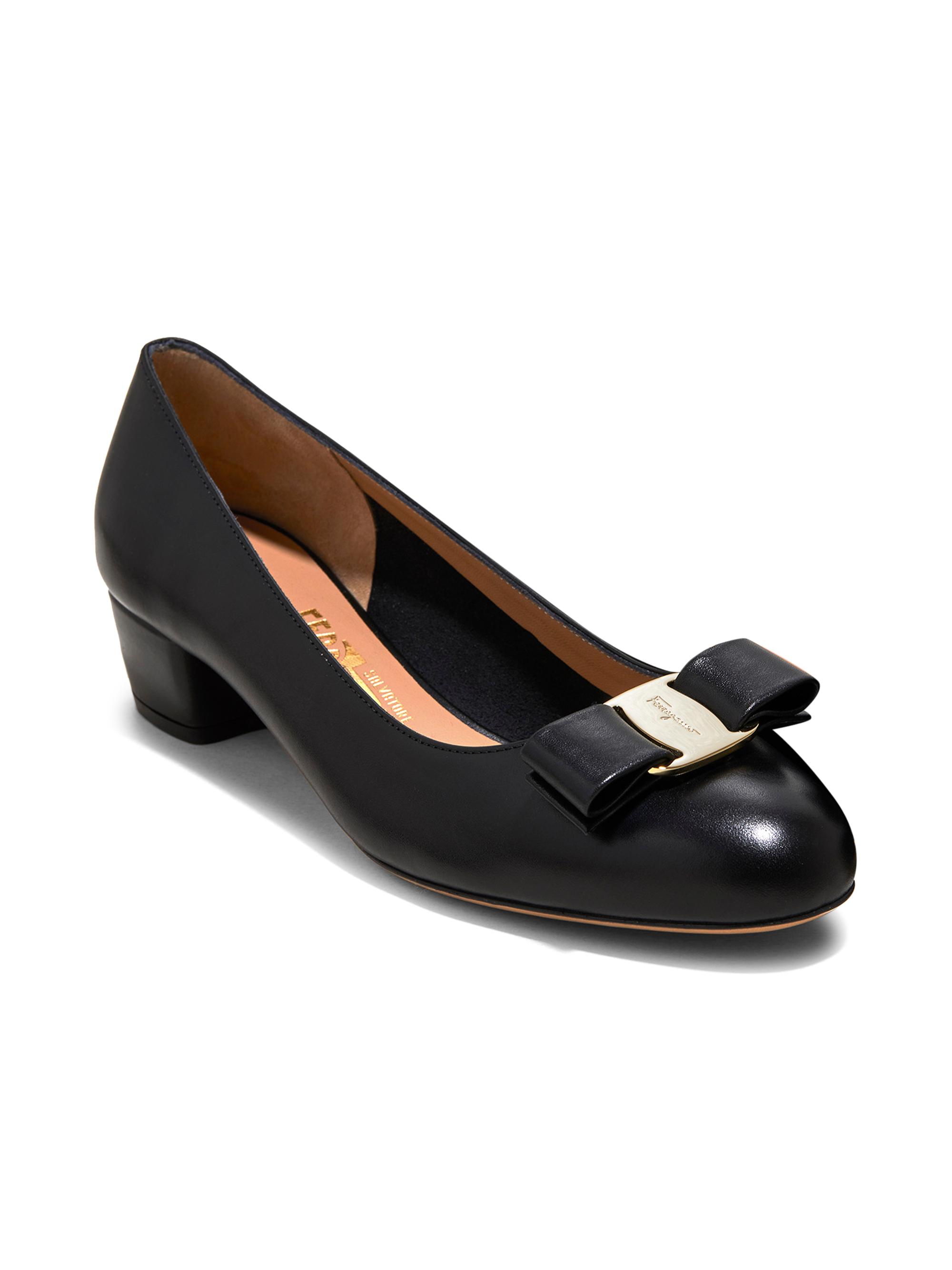 Vara 30 Leather Pumps