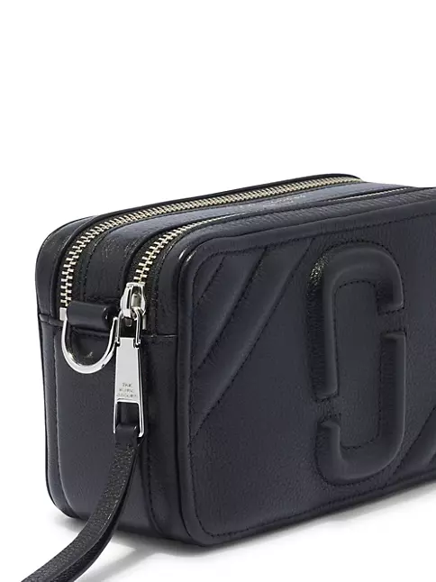 The Marc Jacobs Snapshot Camera Bag Review - The Luxe Minimalist