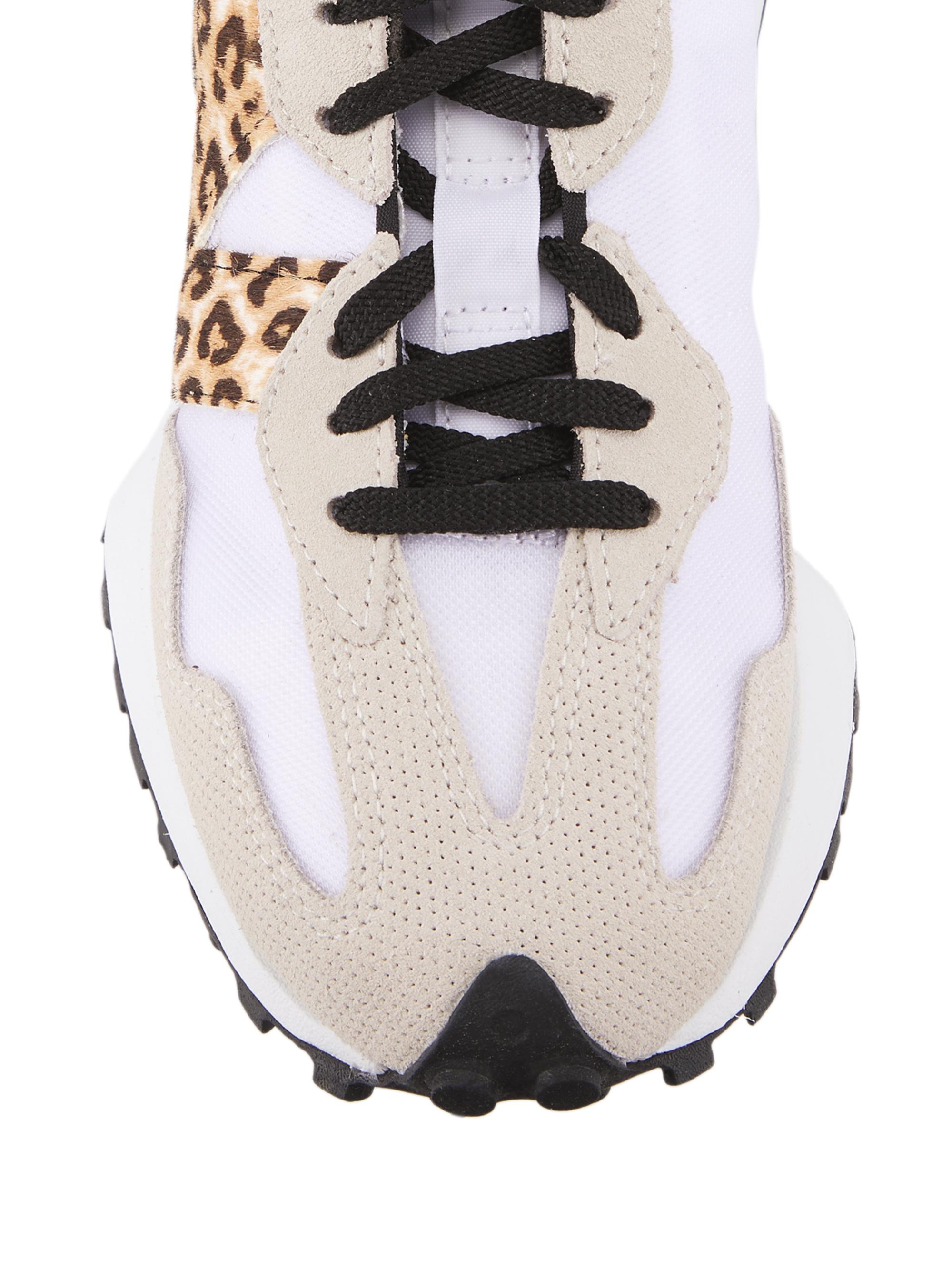 tu♡ Amazon.com | New Balance Women's 327 Sneaker, Twilight Haze