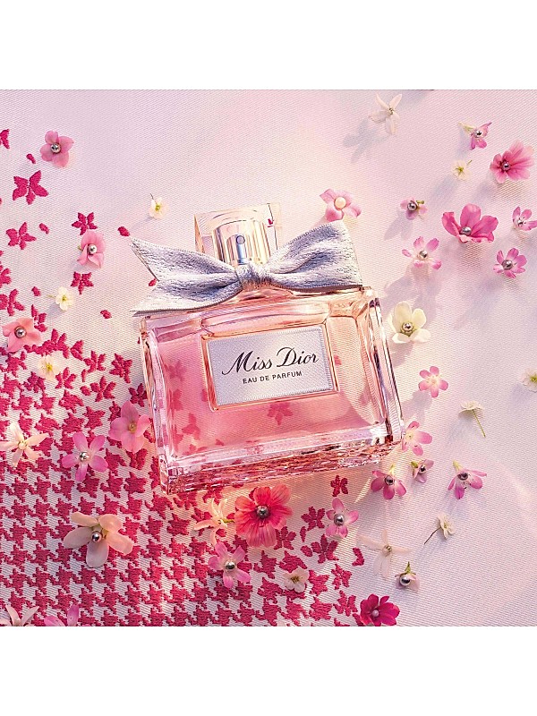 Shop DIOR Miss Dior Eau De Parfum | Saks Fifth Avenue Shop DIOR Miss Dior Eau De Parfum | Saks Fifth Avenue