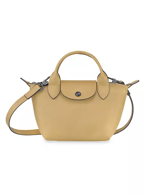 A Quick Look At the Longchamp Le Pliage Cuir MIni 