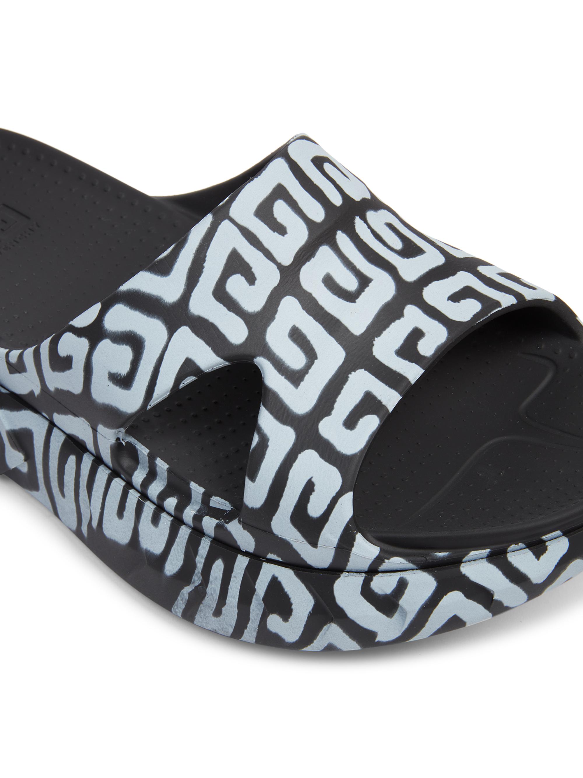 Givenchy Marshmallow 4G Logo Slides | Saks Fifth Avenue