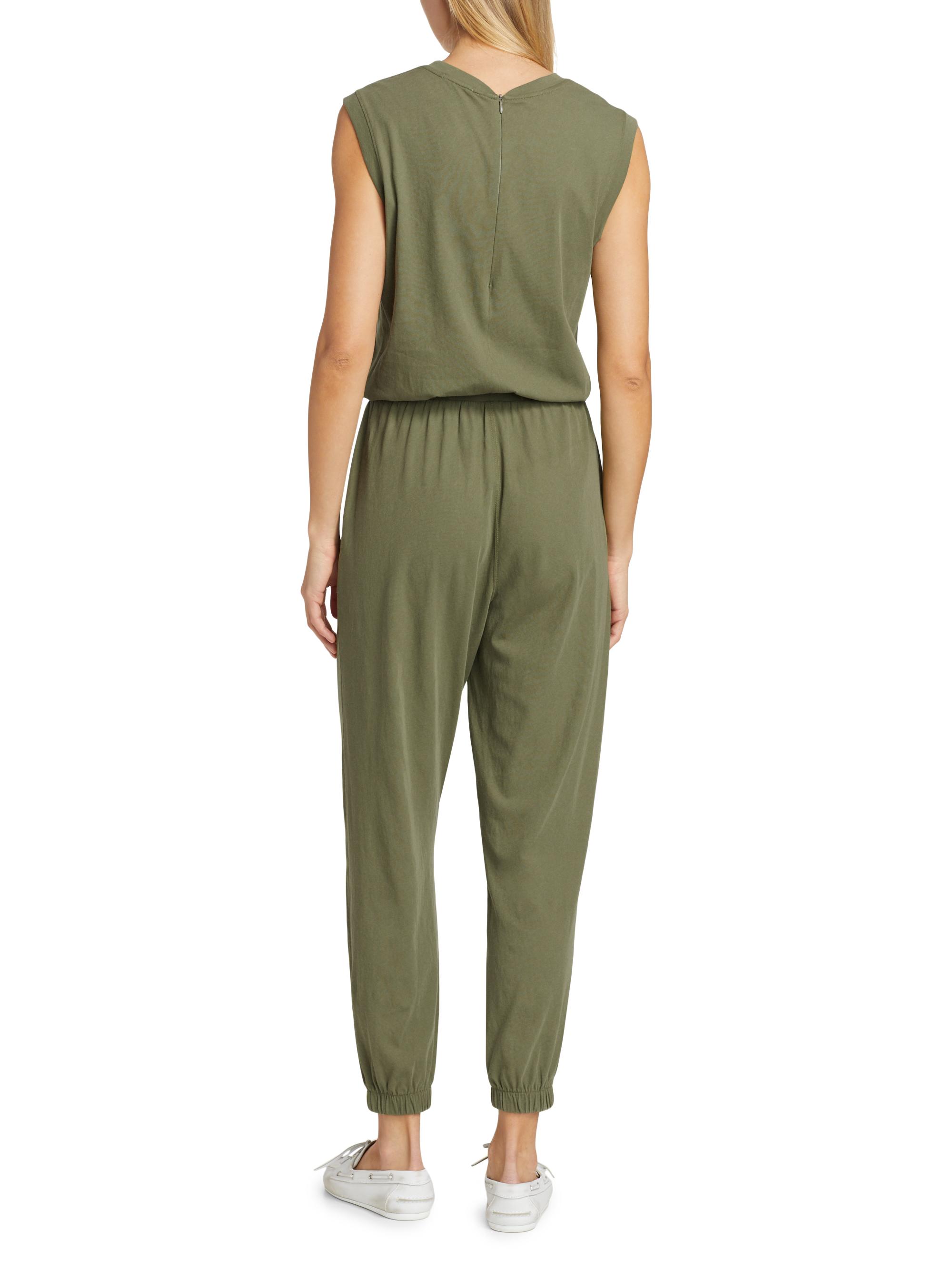 High Torsion Sleeveless Jumpsuit