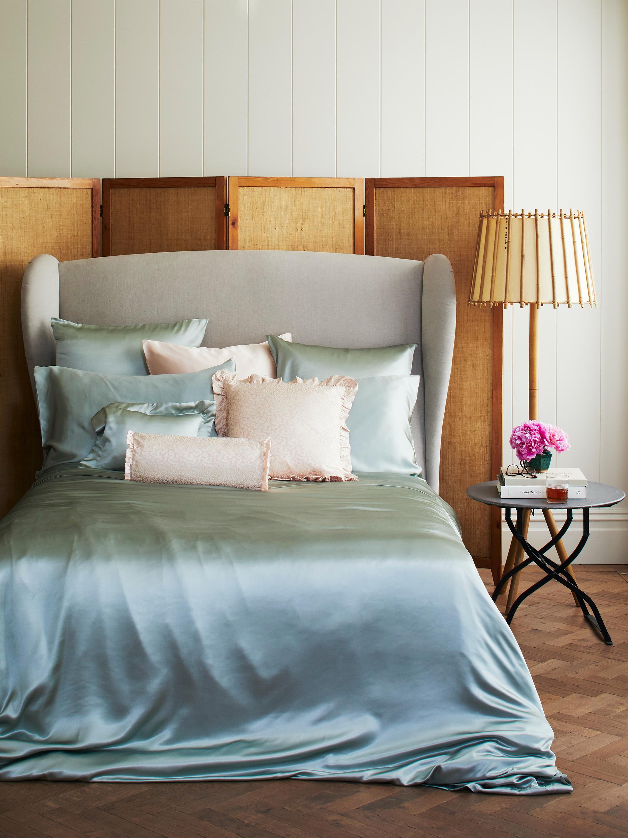 Gingerlily Signature Silk Sheet & Pillowcase Collection - Sage Green Queen