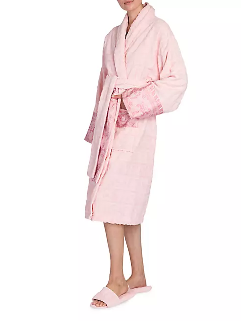 Review: Versace Bathrobe - Allure By Tess