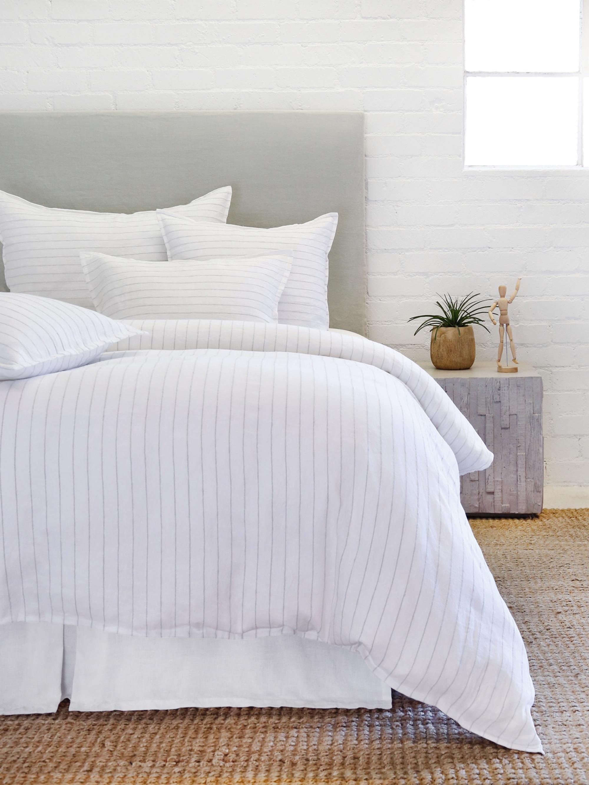 Pom Pom at Home Blake Linen Striped Duvet - White Ocean King
