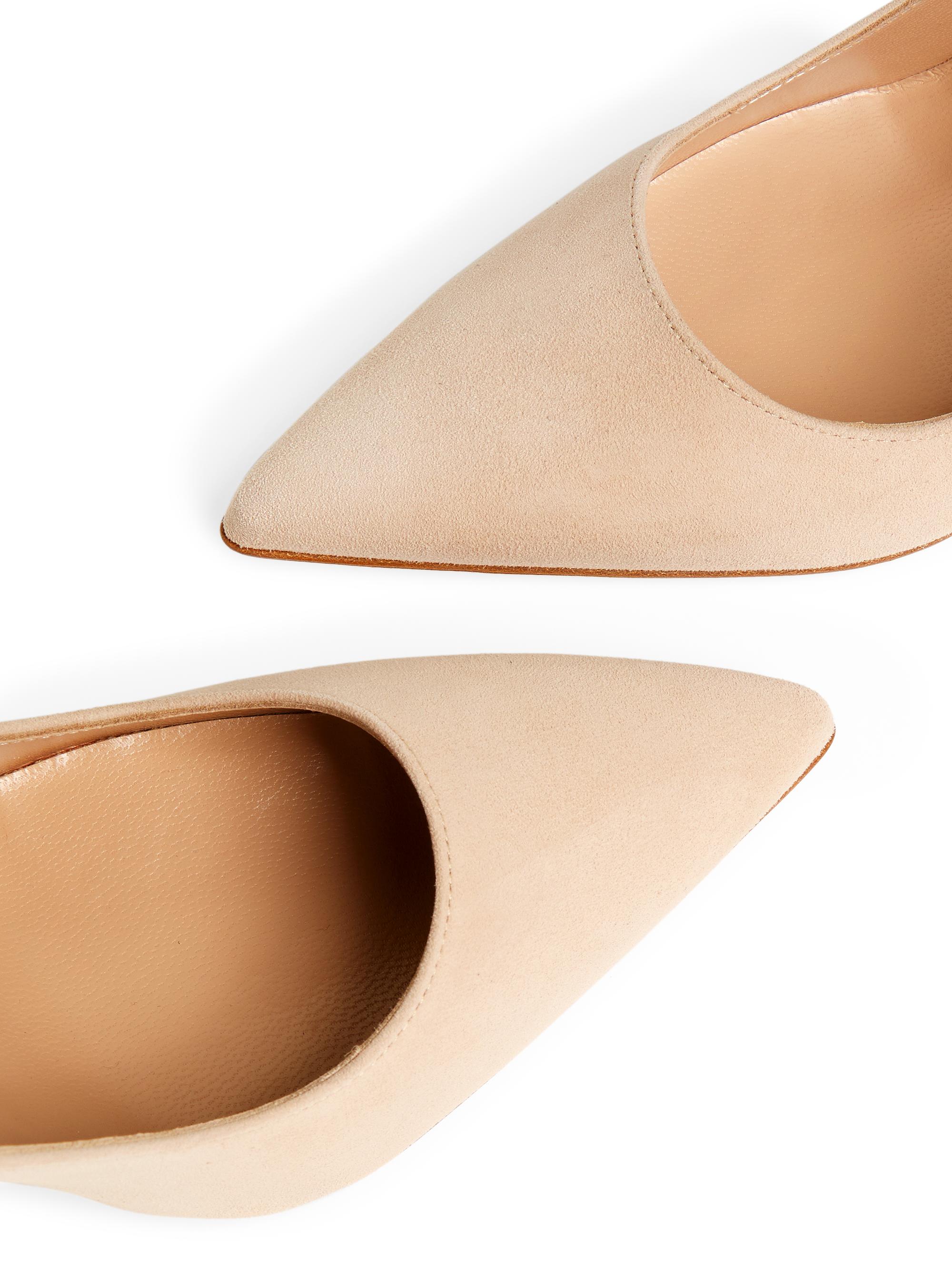 Manolo Blahnik BB 90MM Suede Pumps | Saks Fifth Avenue