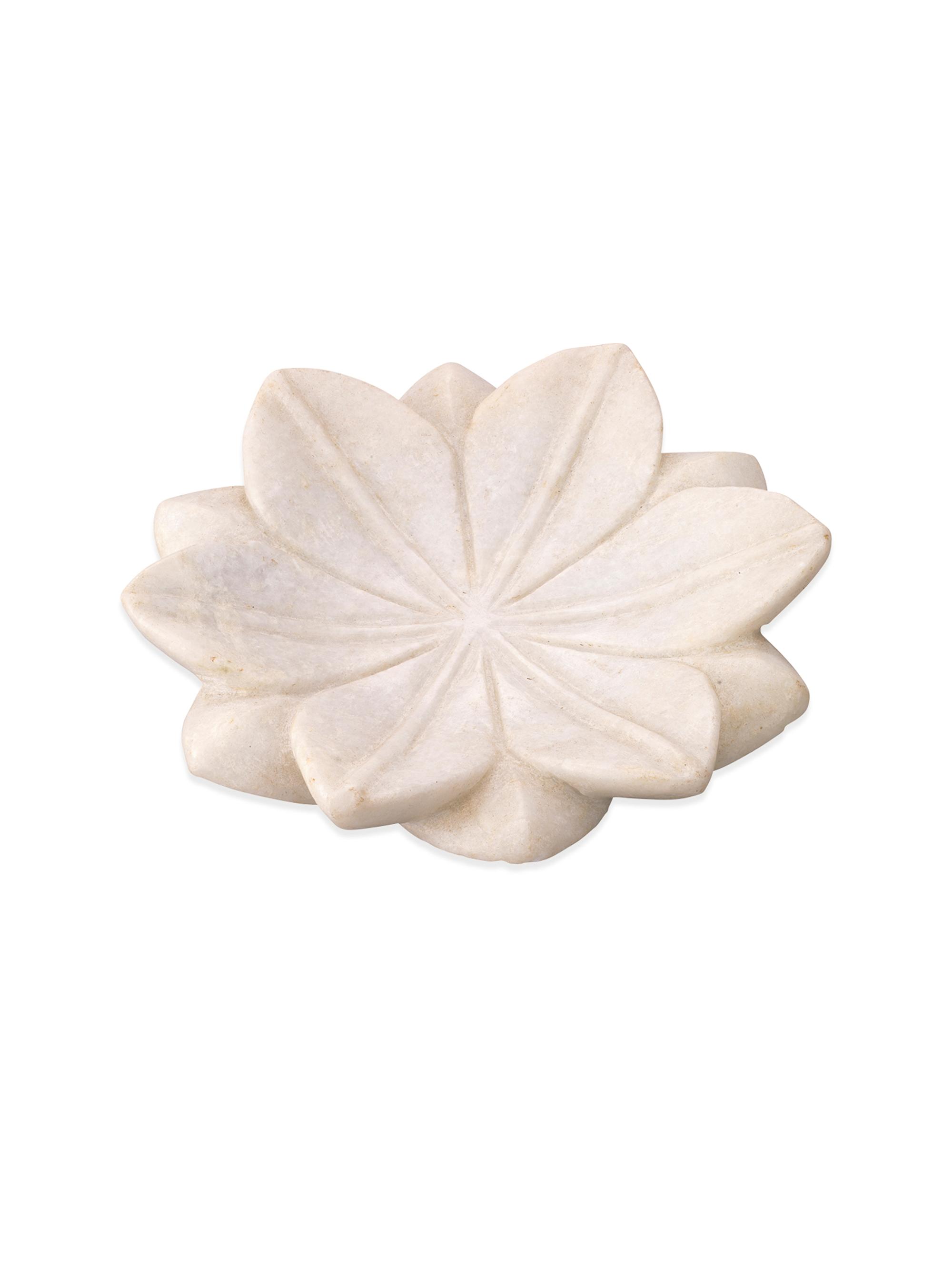 Jamie Young Co. Contemporary Lotus 3-Piece Plates Set - White