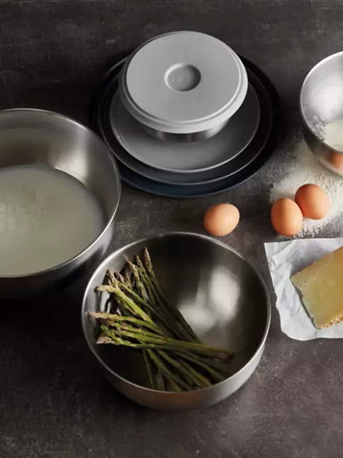 Cook with Color Nesting Prep Bowls with Lids, 8 Piece Plastic Bowls Set 