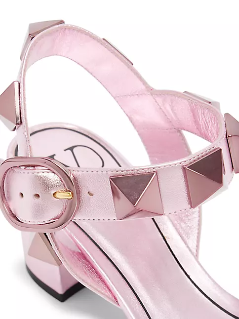 Roman Stud Leather Sandals in Pink - Valentino Garavani