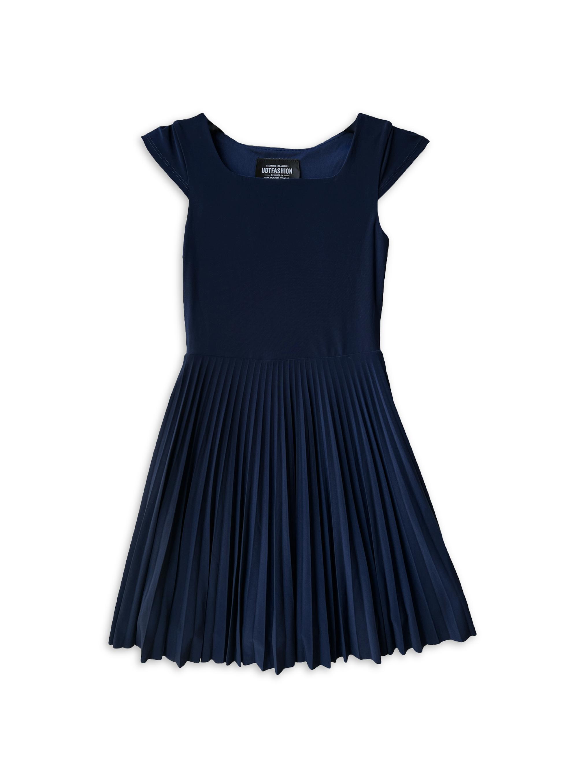 Un Deux Trois Girl's Cap Sleeve Pleated Dress - Navy