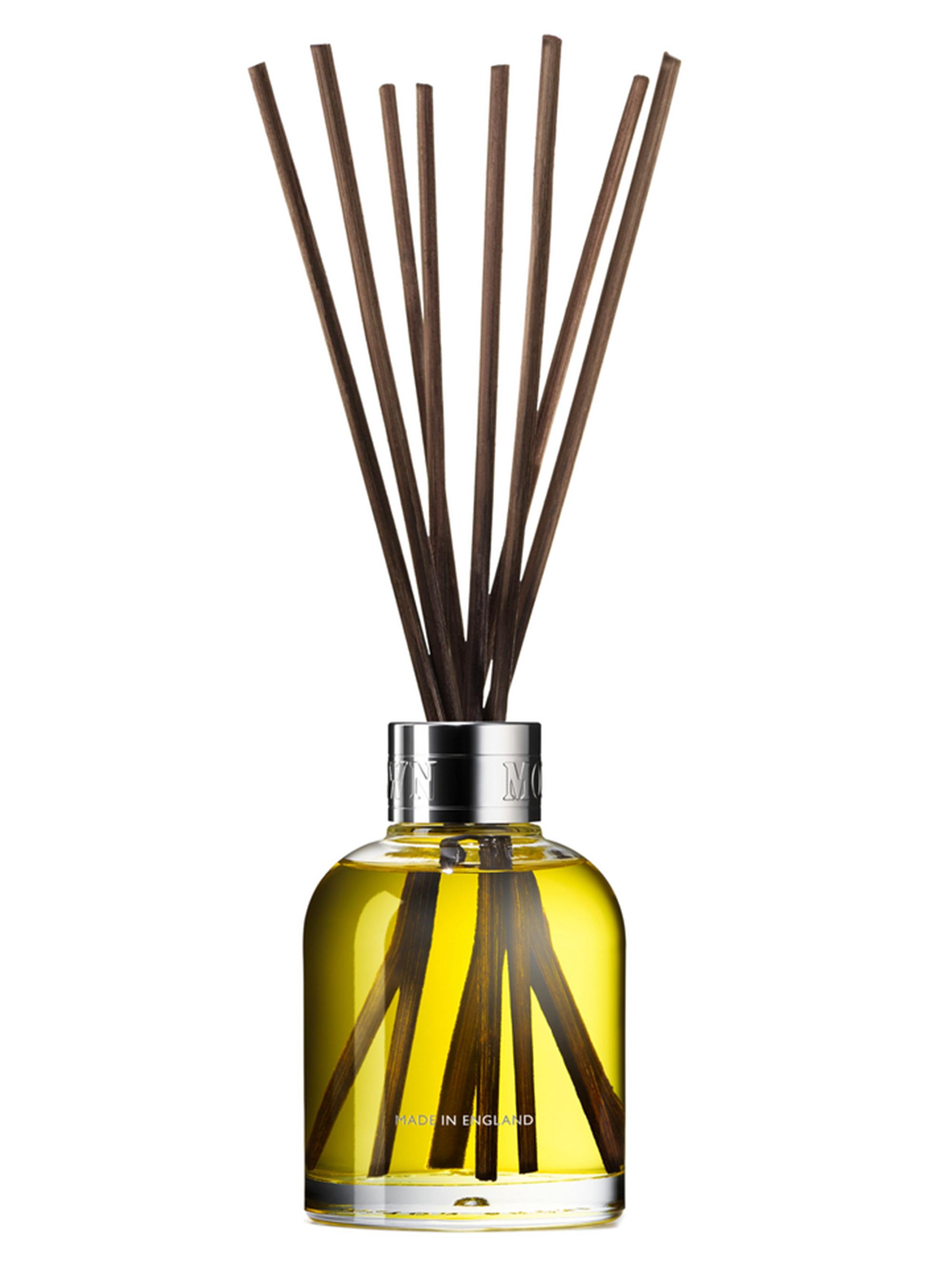 Molton Brown Re-Charge Black Pepper Aroma Reeds
