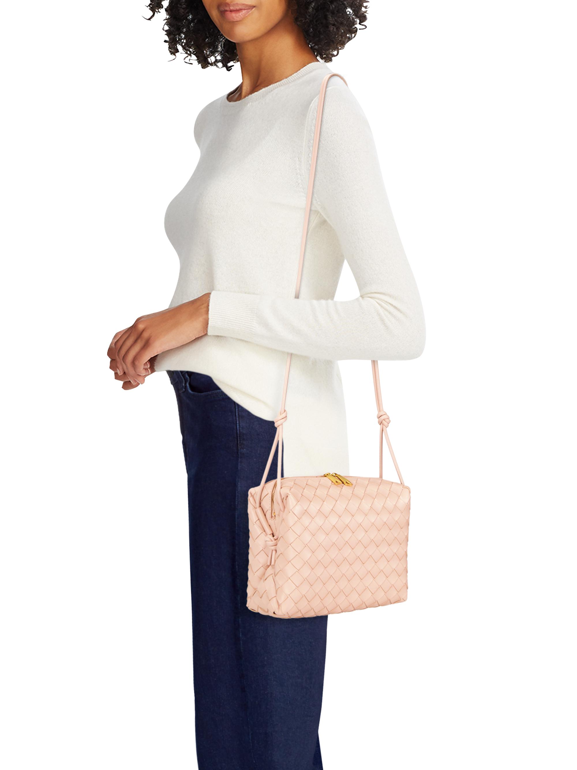 0400017979704_LOTUS_A1?wid=830