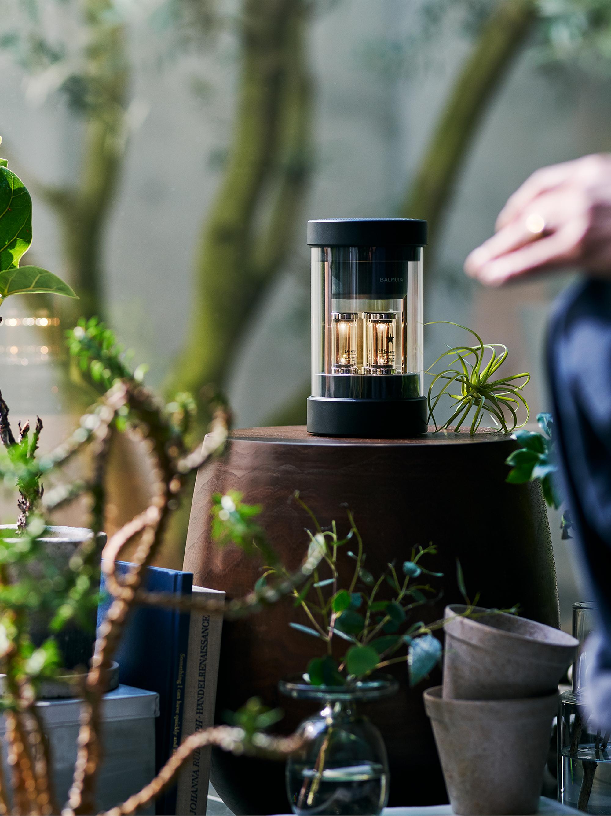 Pink　BALMUDA The Speaker 美品 Amazon.com: BALMUDA The Speaker | Portable Bluetooth Speaker | 3D