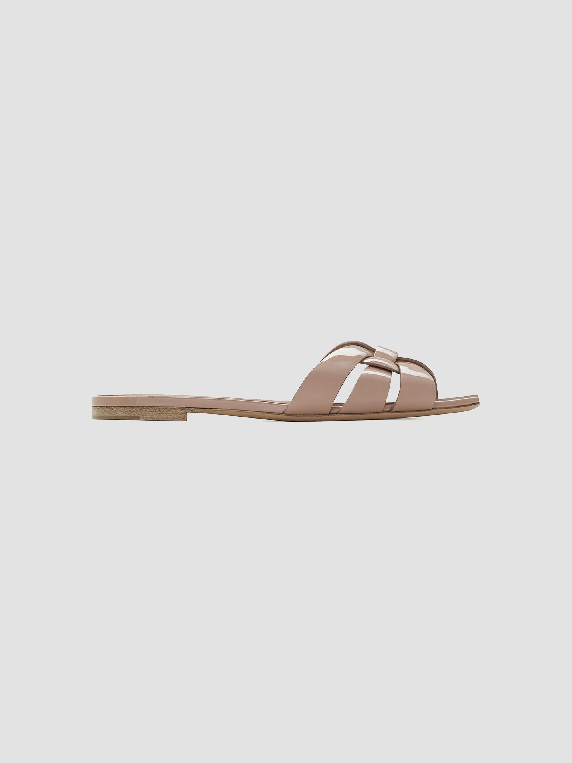 Saint Laurent Women's Tribute Mules in Patent Leather - Beige