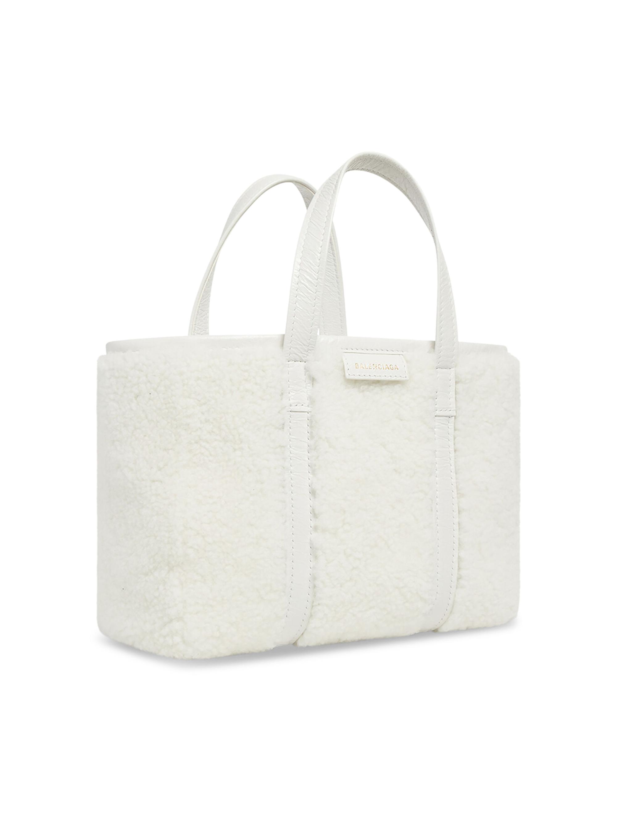 美品　BALENCIAGA BARBES SMALL ムートン　バッグ　バルベス 美品 BALENCIAGA BARBES SMALL ムートン バッグ バルベス