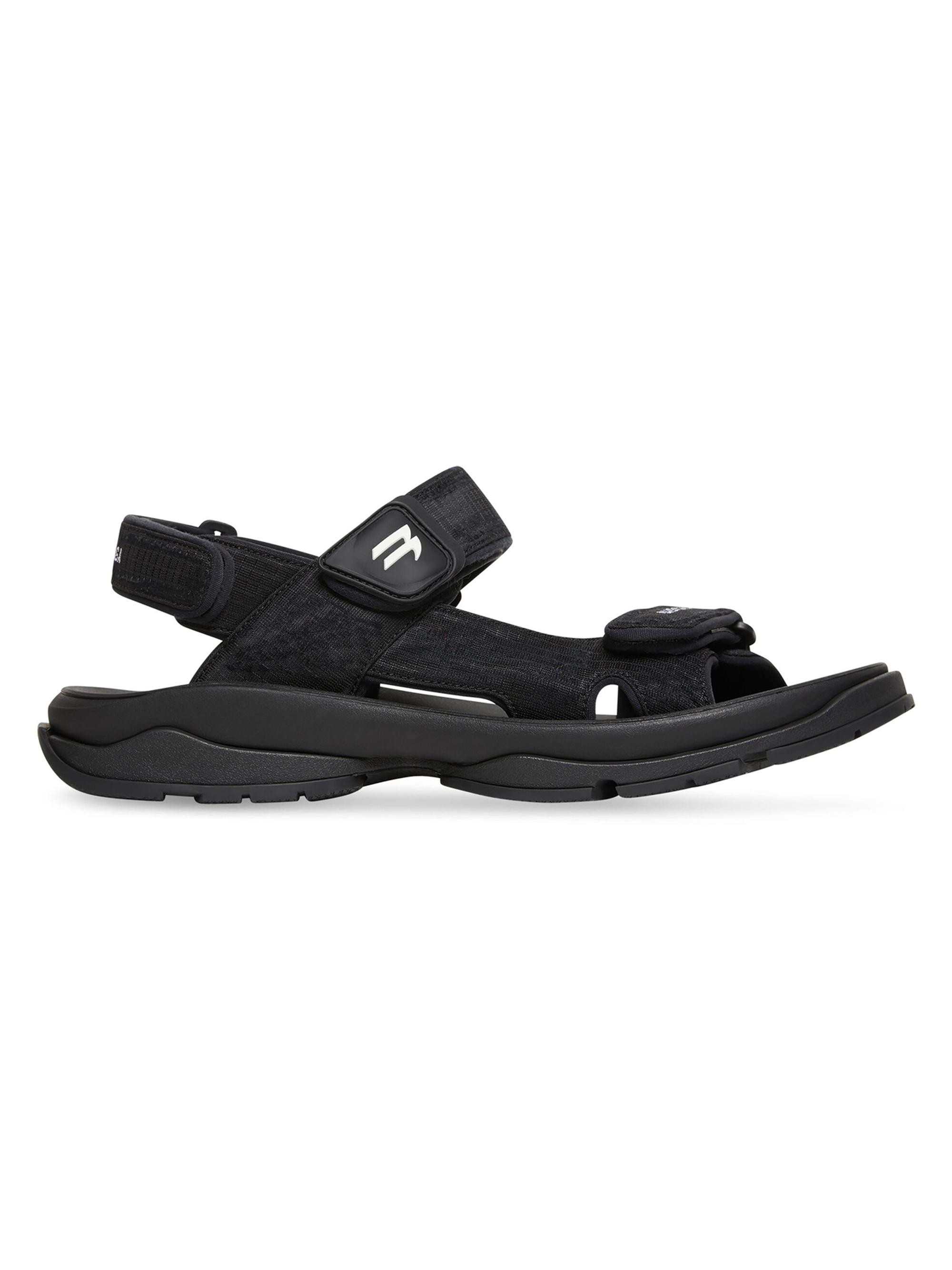maiam BALENCIAGA TOURIST SANDALロゴサンダル Balenciaga Tourist Sandals | Saks Fifth Avenue