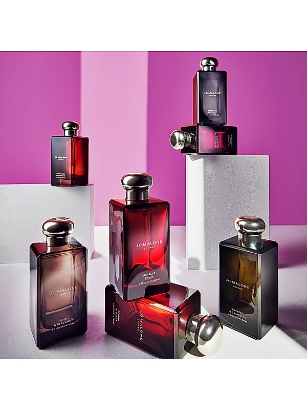 Shop Jo Malone London Velvet Rose & Oud Cologne Intense Shop Jo Malone London Velvet Rose & Oud Cologne Intense