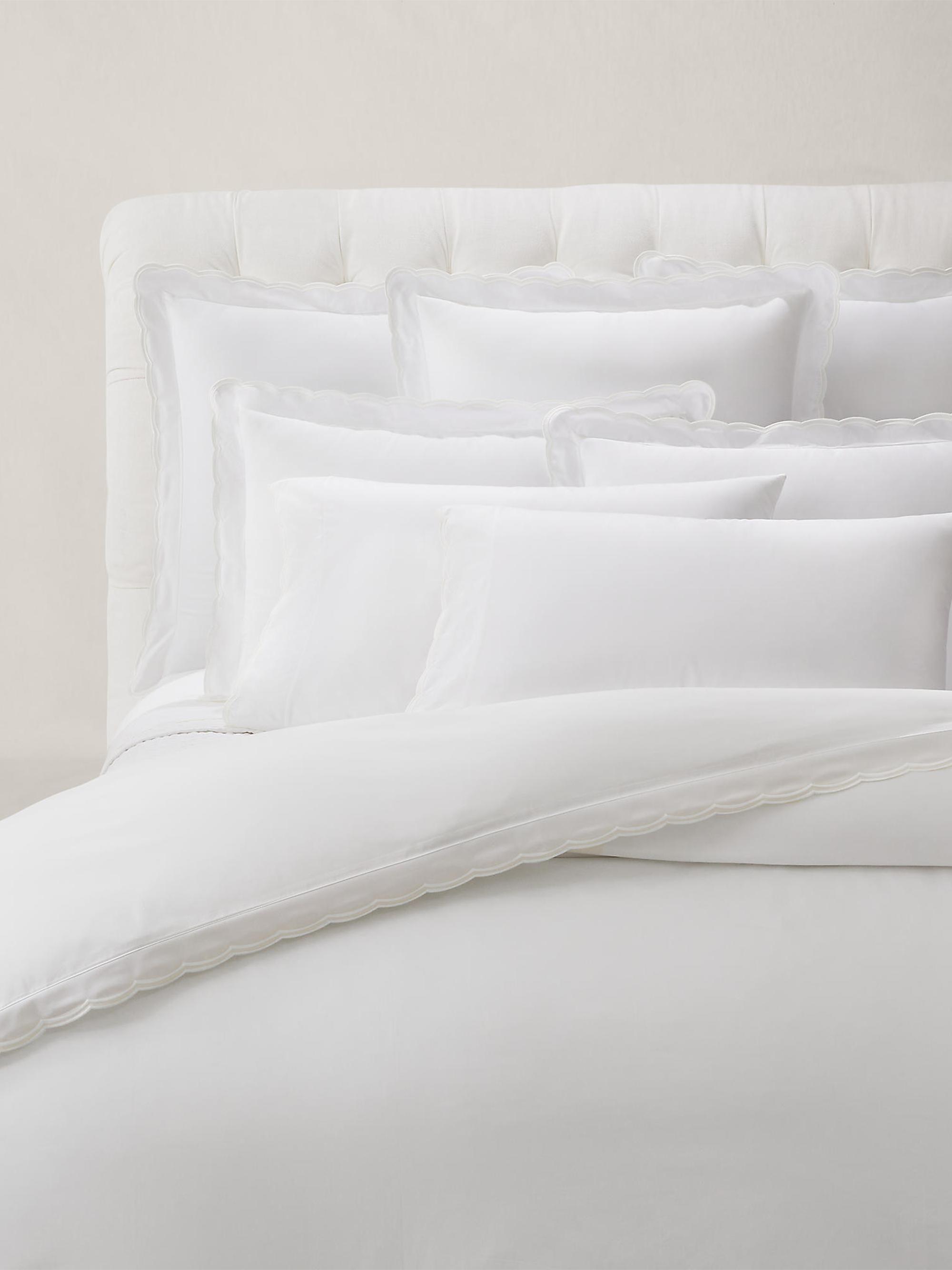 Ralph Lauren Malin Scallop Cotton Sateen Sham - Platinum European