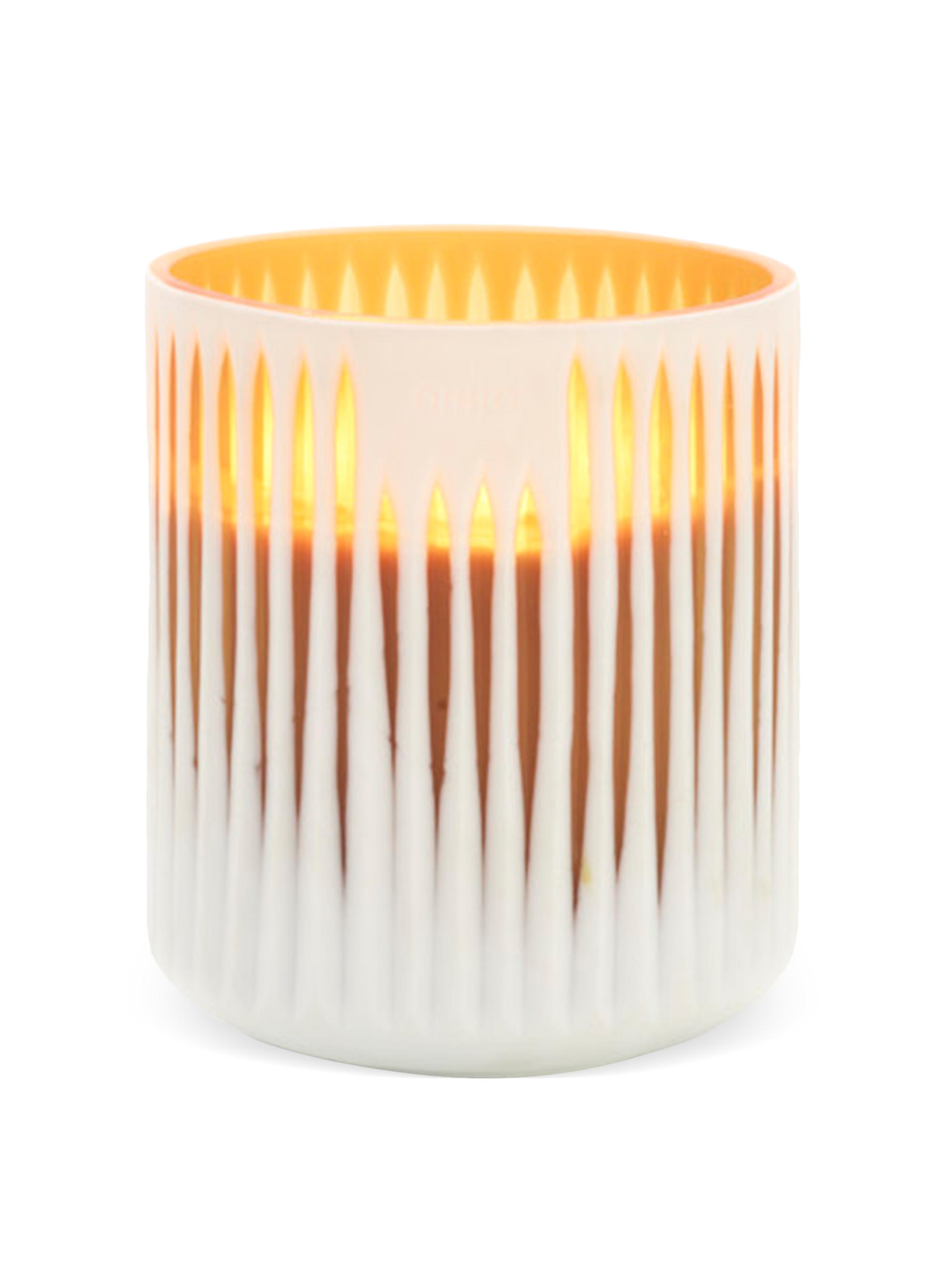 Onno Akosua Serengeti Medium Candle - White