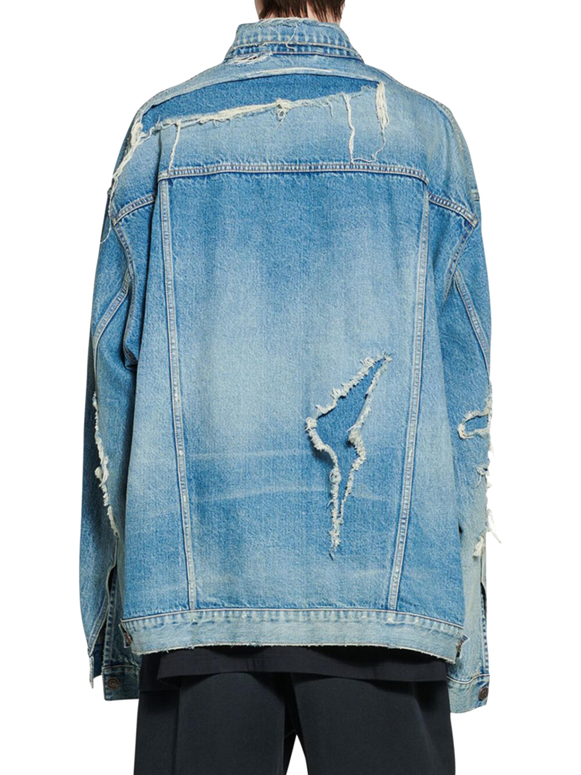 ジャケット・アウター BALENCIAGA Damaged Denim Jacket size 46 BALENCIAGA Oversized Distressed Printed Denim Jacket for Men