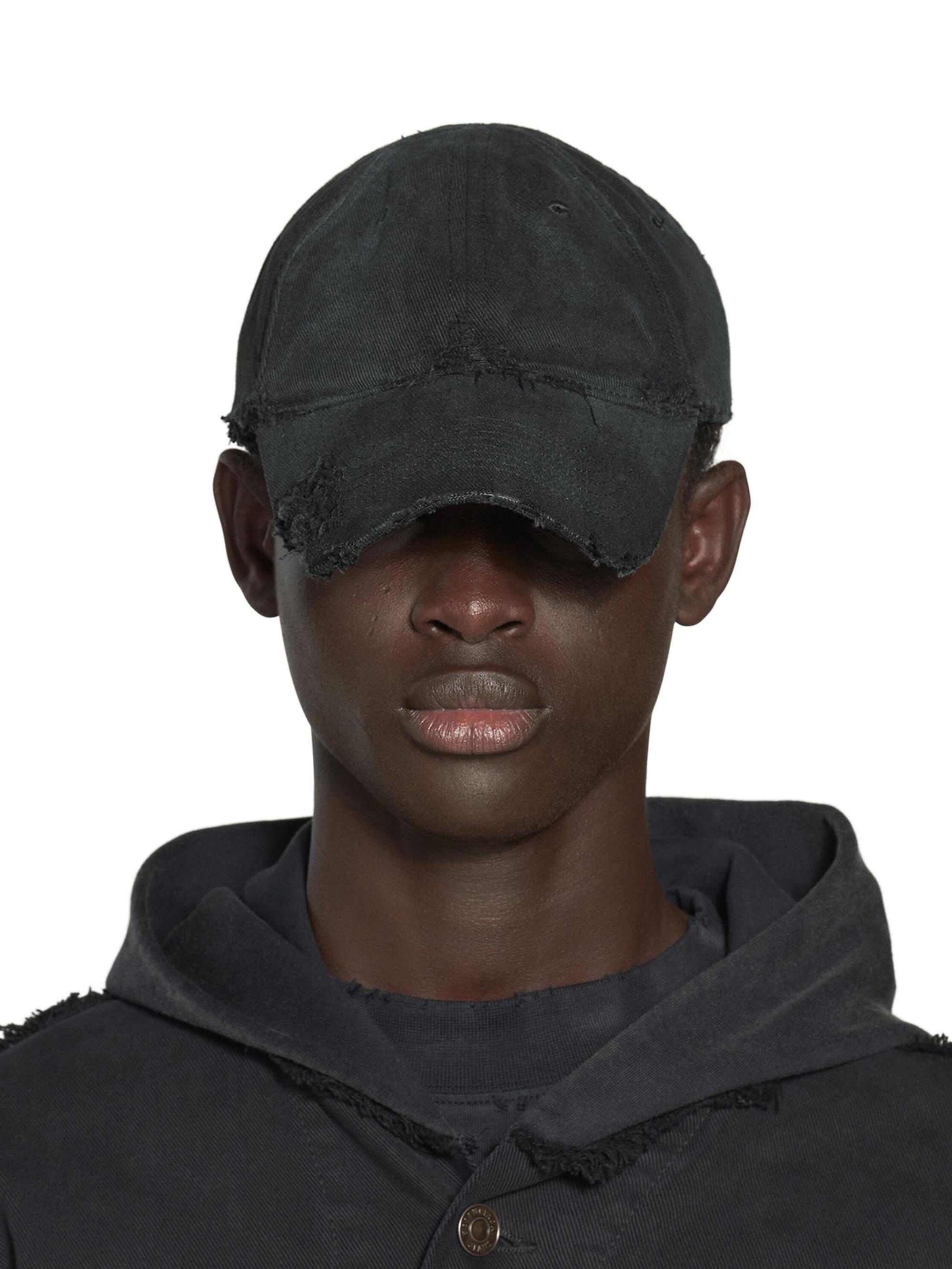 balenciaga dog bite cap M-