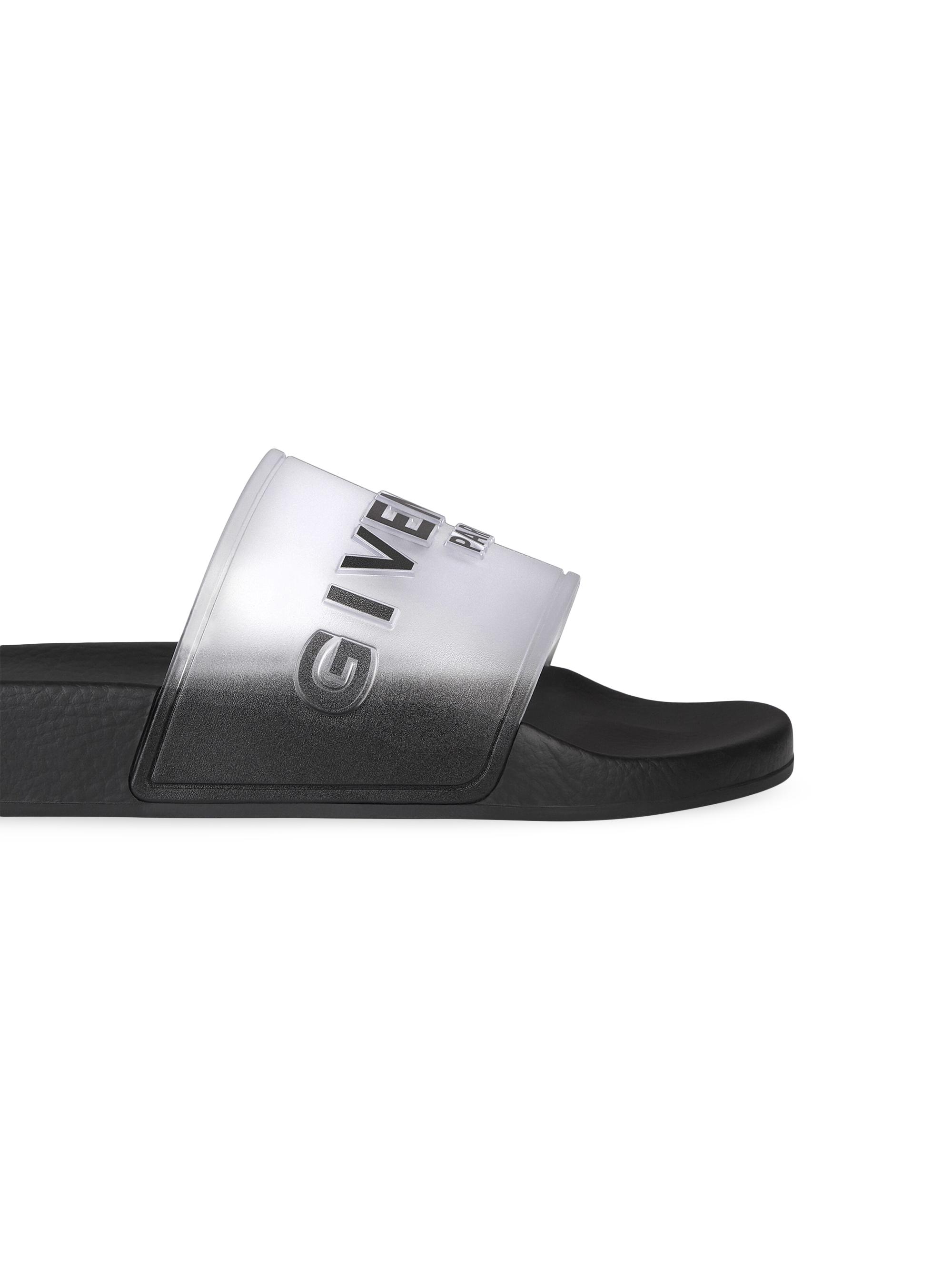 0400018980732_BLACKWHITE_A3?