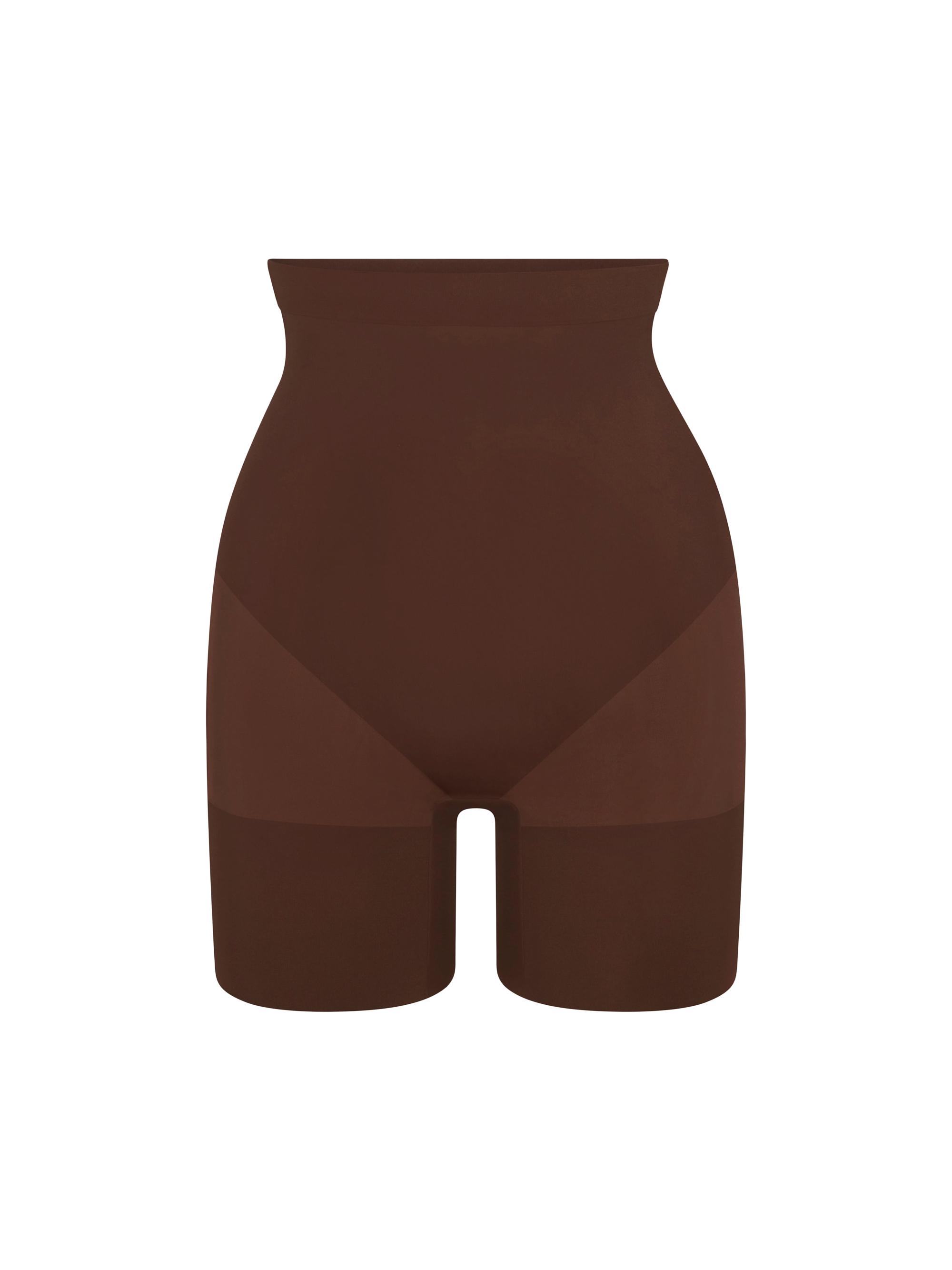 SKIMS Women's Everyday Sculpt High-Waist Mid-Thigh Shorts - Cocoa
