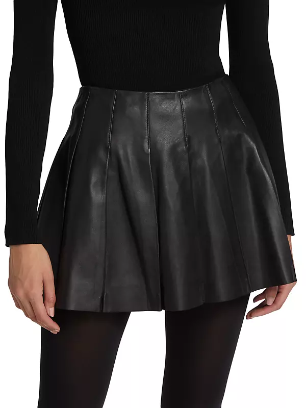 Instagram의 Janine Le  Houston REALTOR®님 : Black mini skirts