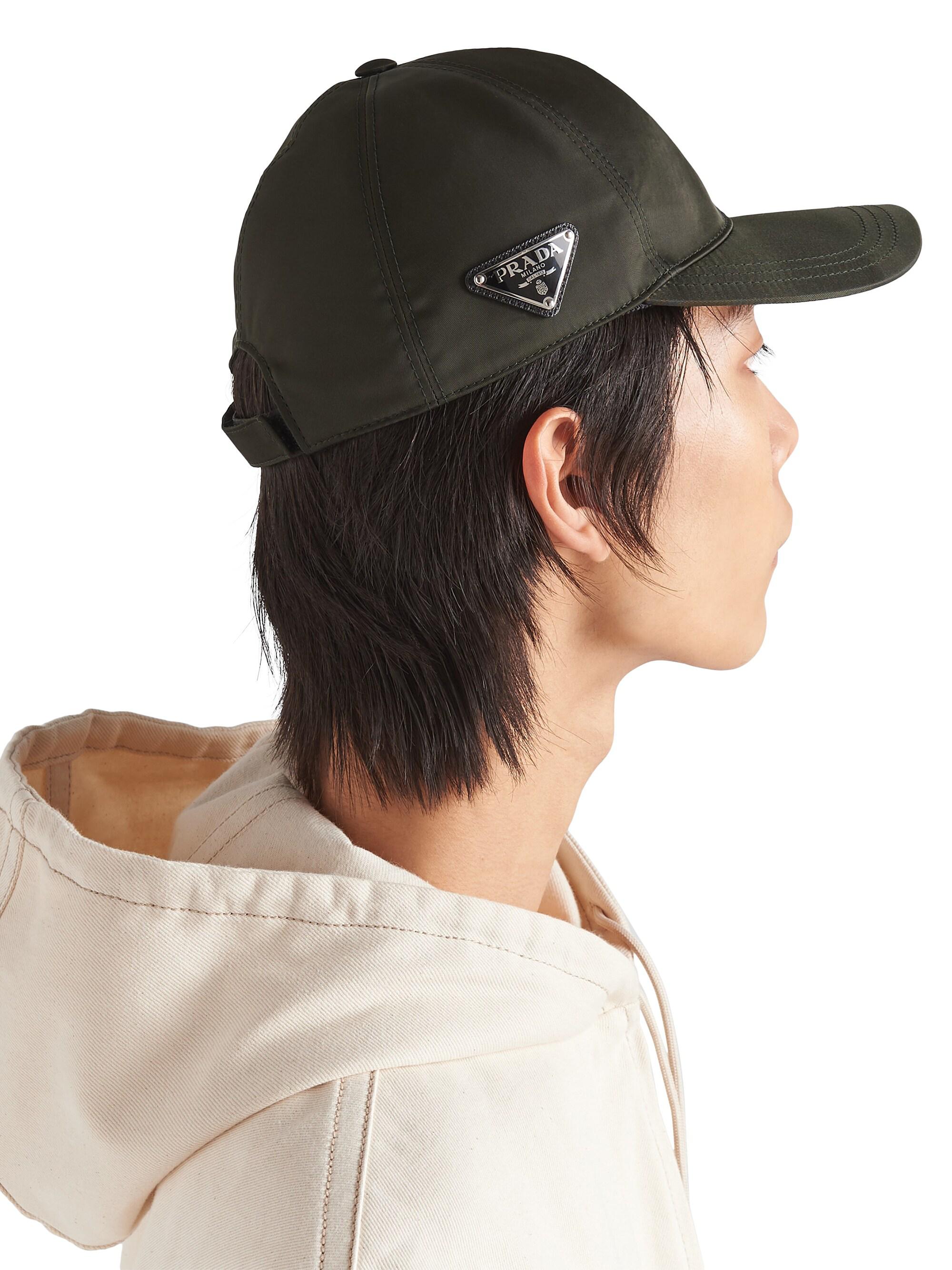 ◼︎ PRADA / Re-Nylon ベースボールキャップ PRADA (プラダ) Re-Nylon エナメルメタルロゴ ベースボールキャップ